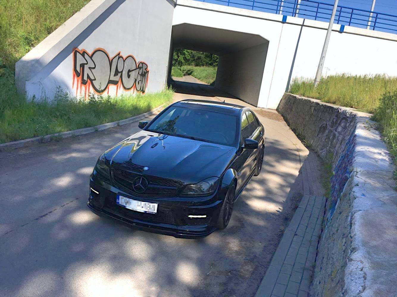 Frontlippe für Mercedes-Benz C63 AMG Limousine / Kombi W204 Facelift / S204 Facelift