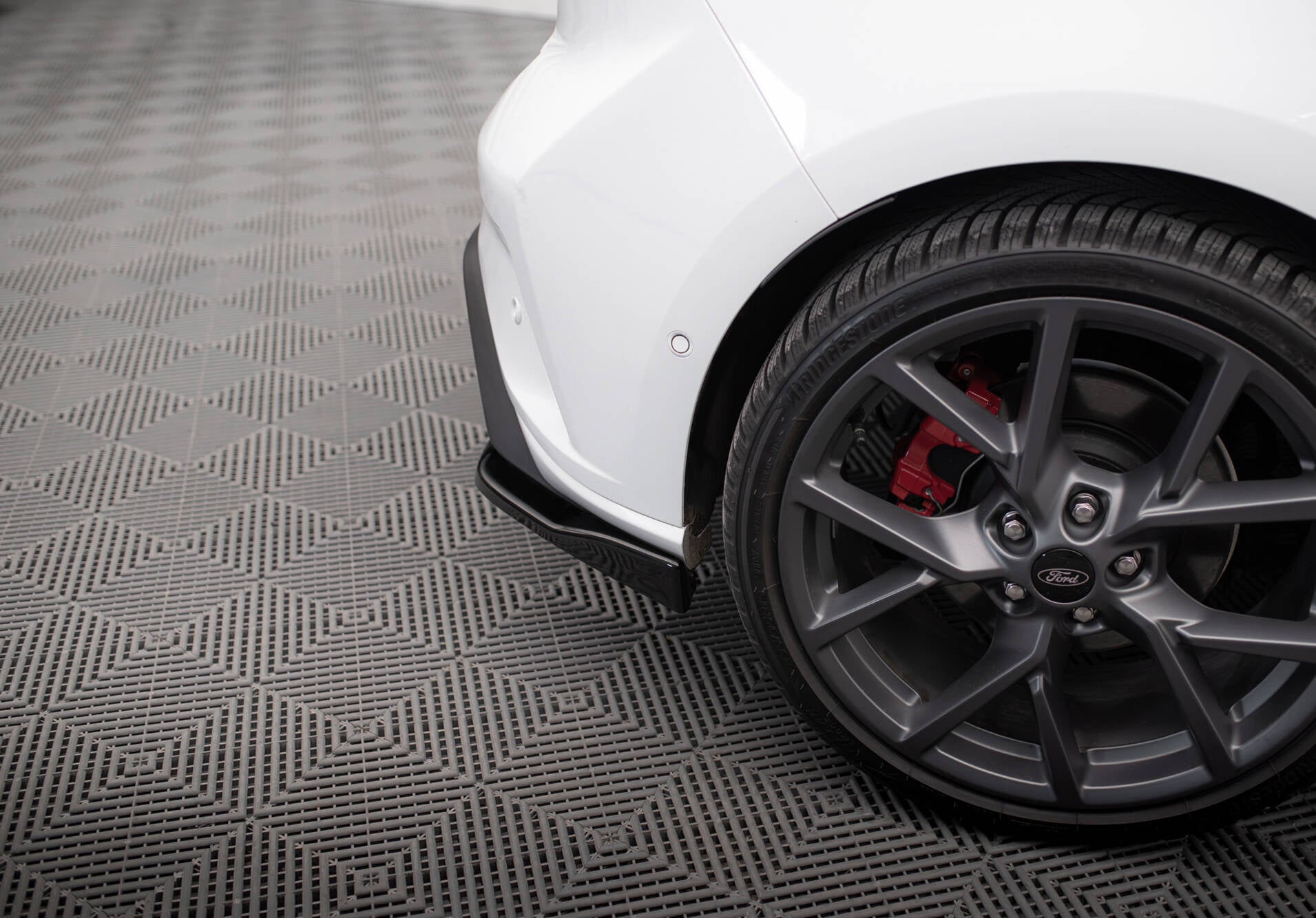 Heck Ansatz Flaps Diffusor V2 für Ford Focus Hatchback ST Mk4