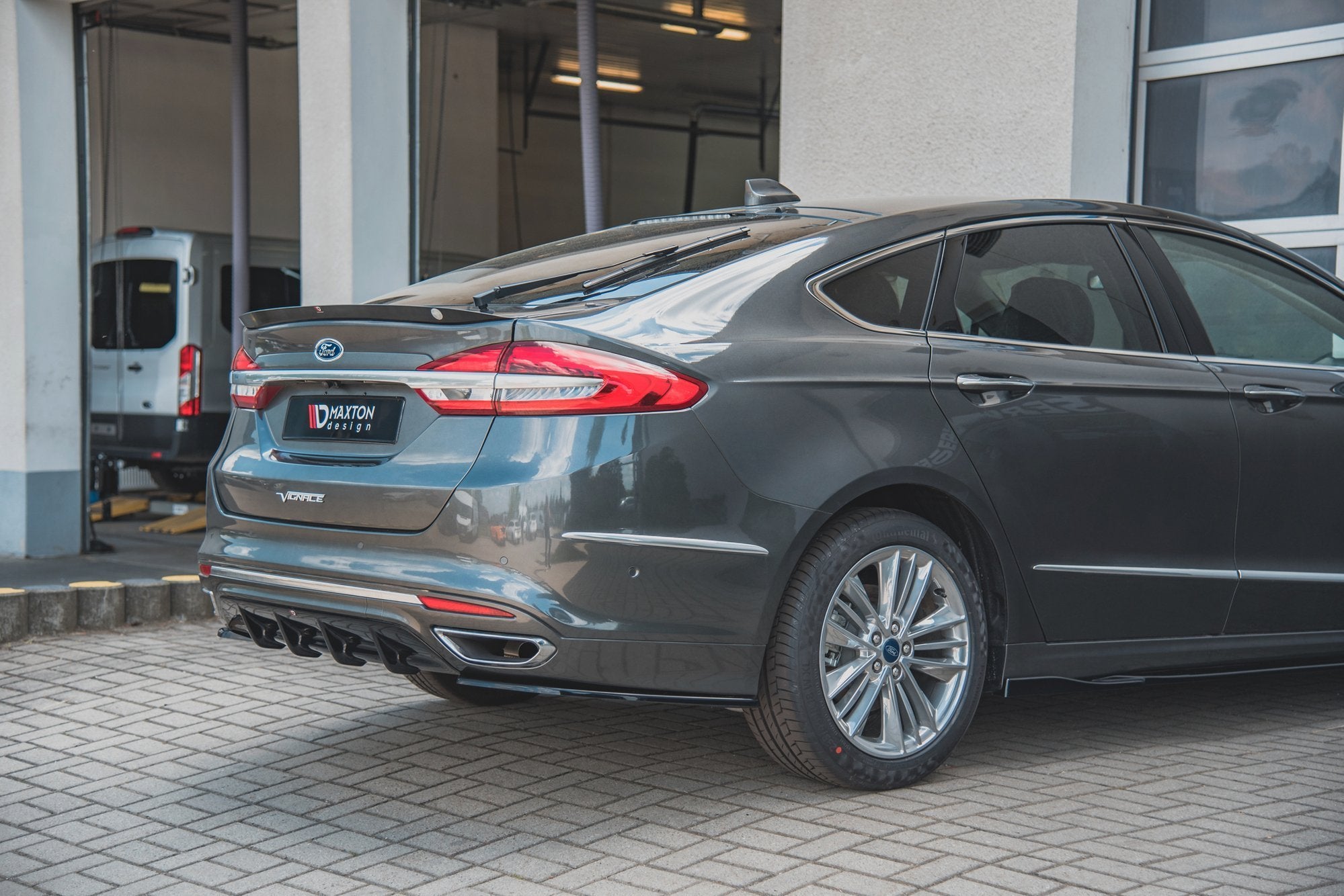 Heck Ansatz Flaps Diffusor für Ford Mondeo Vignale Mk5 Facelift Carbon Look