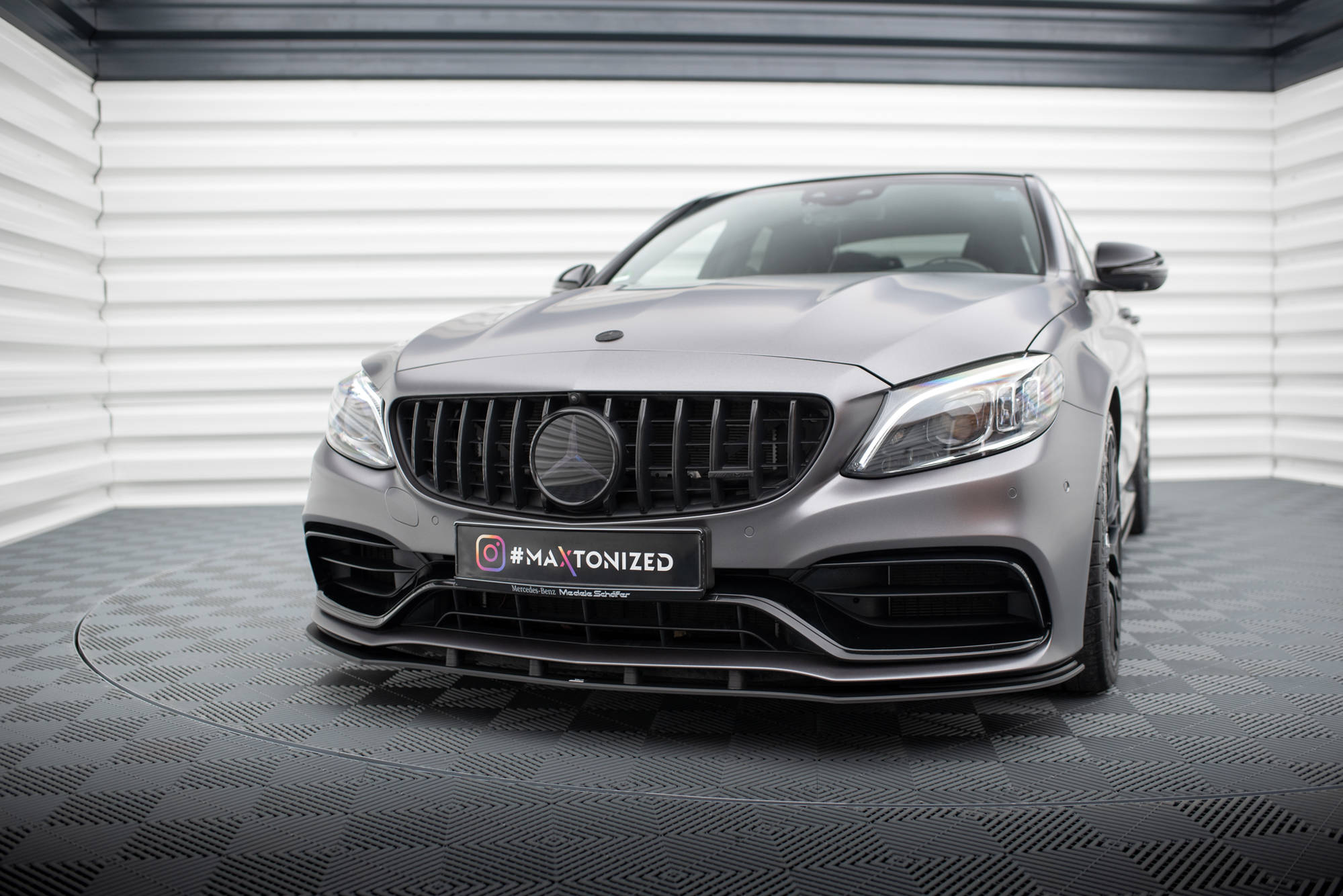 Street Pro Frontlippe für für Mercedes-AMG C63 Limousine / Kombi W205 Facelift