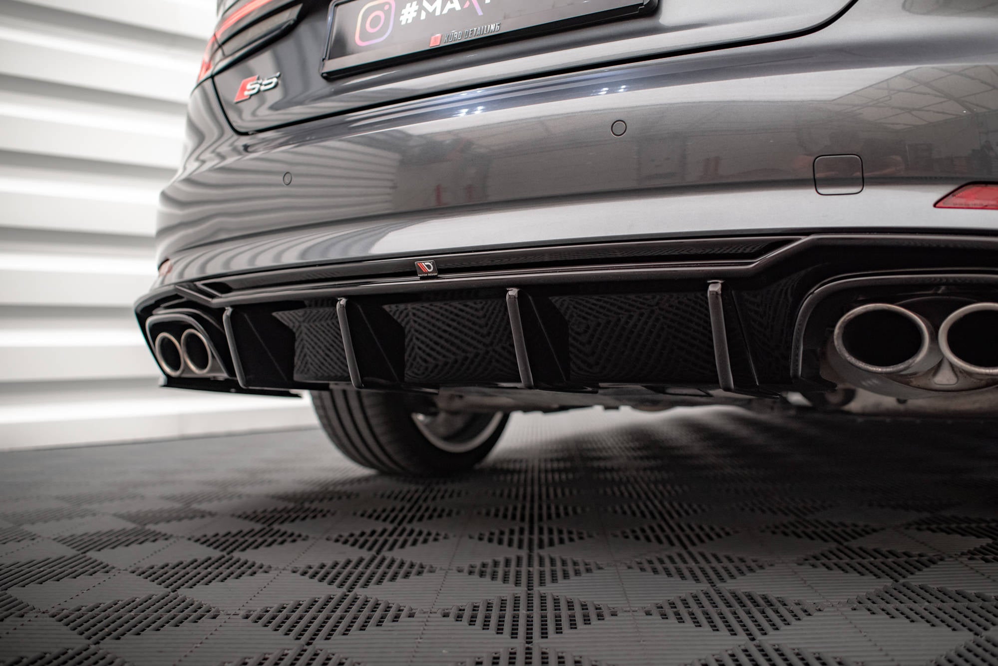 Diffusor Heck Ansatz für Audi S5 F5 Coupe / Sportback