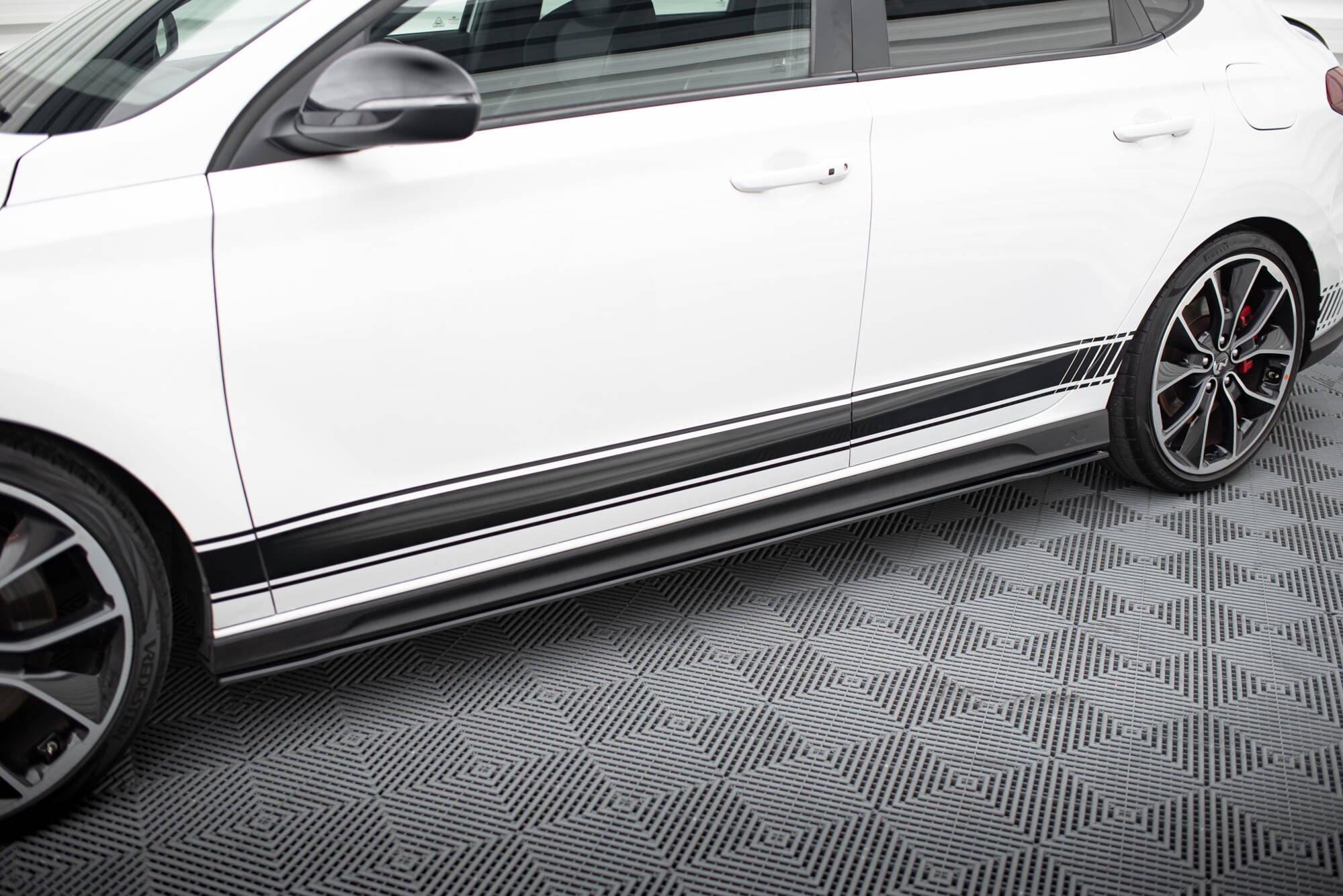 Street Pro Seitenschweller V1 Ansatz für für Hyundai I30 N Mk3 / Mk3 FL Hatchback / Fastback
