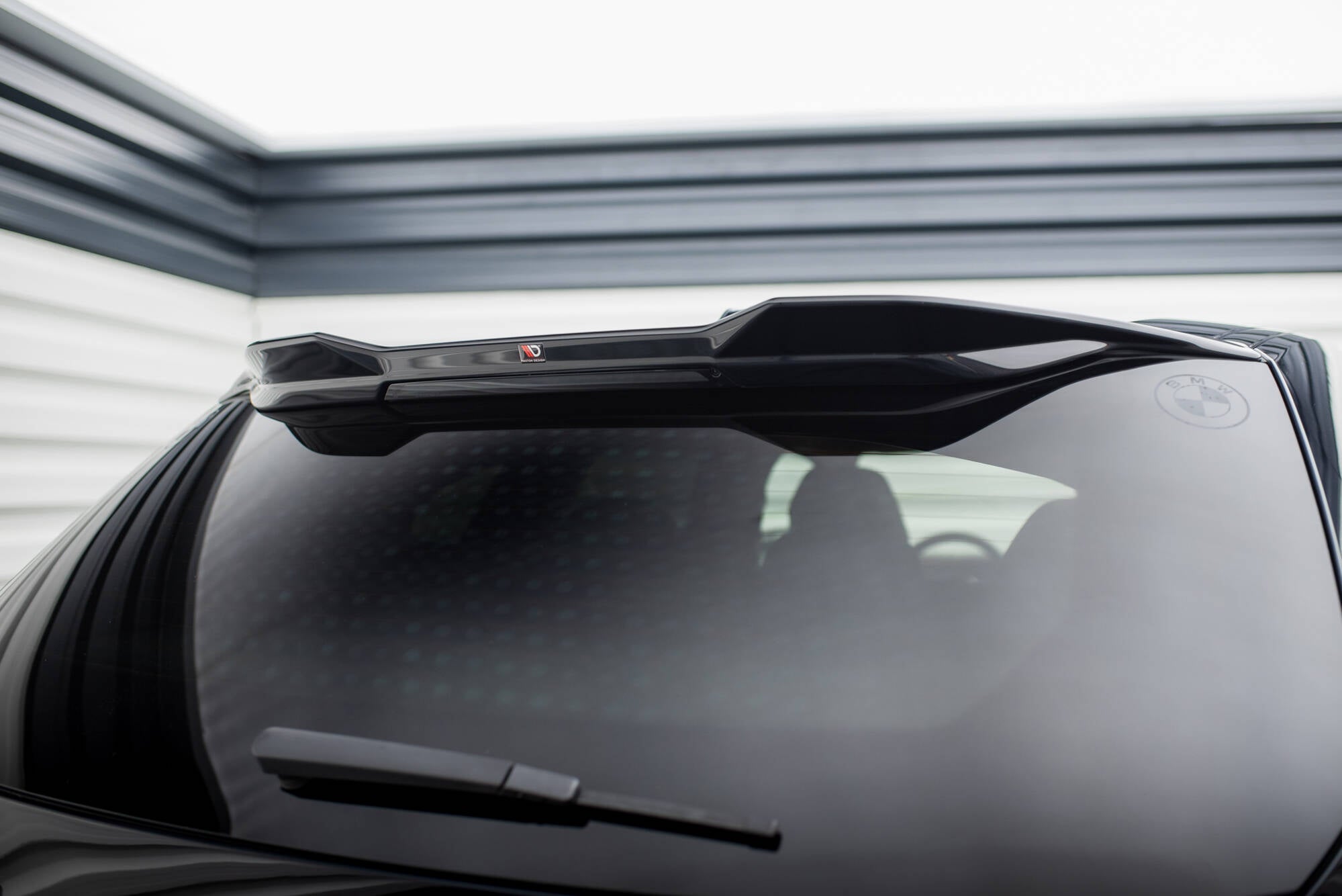 Maxton Spoiler CAP für 3D BMW XM G09 schwarz Hochglanz