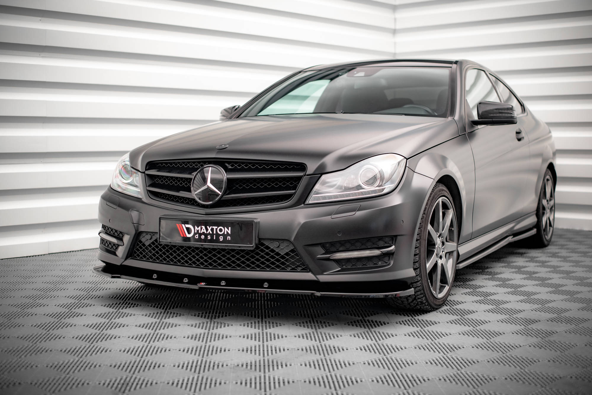 Frontlippe V2 für Mercedes-Benz C Coupe / Limousine / Kombi AMG-Line C204 / W204 Facelift / S204 Facelift