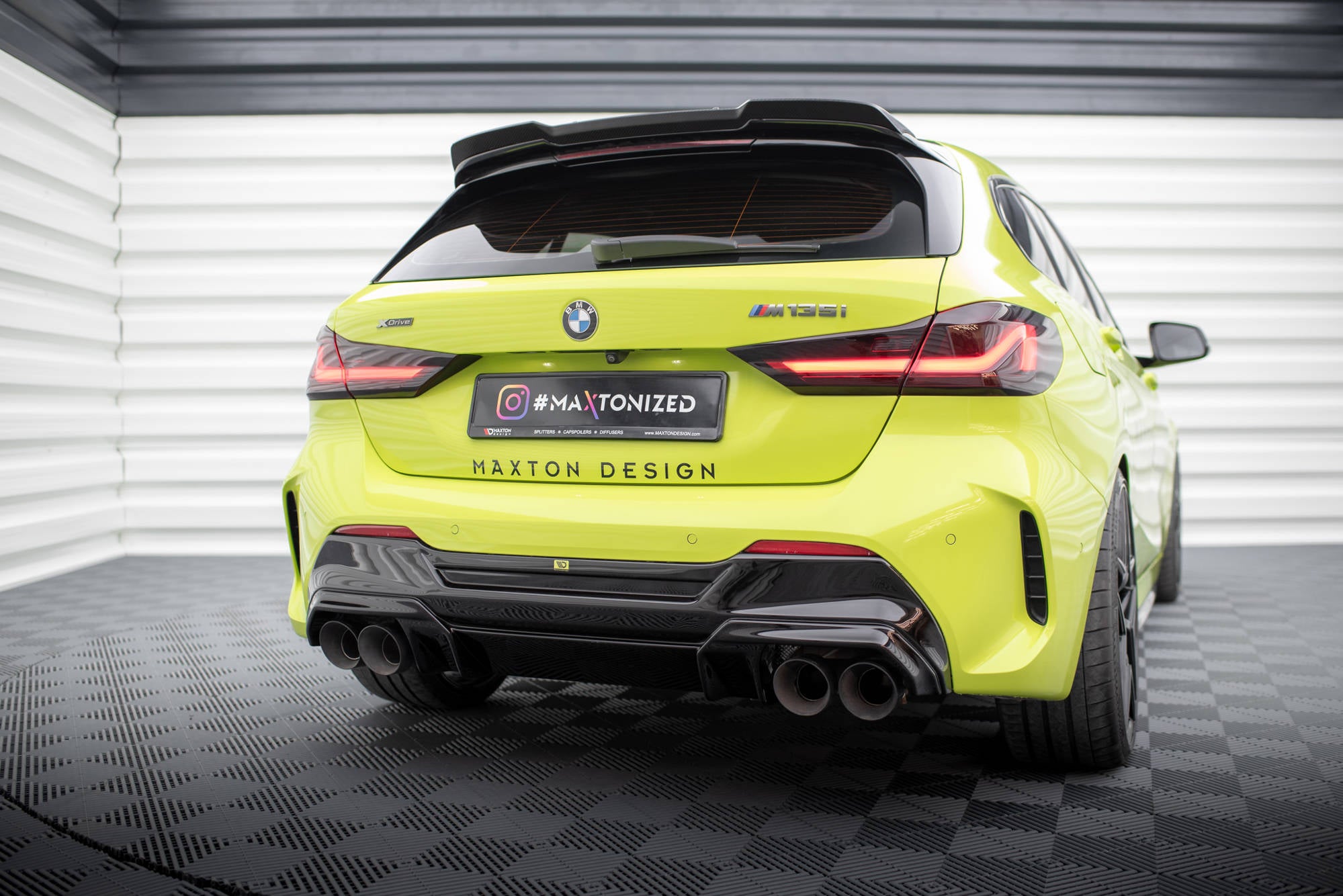 Diffusor V2 Heck Ansatz für + Milltek Sport Auspuffverlängerung BMW 1er F40 M135i