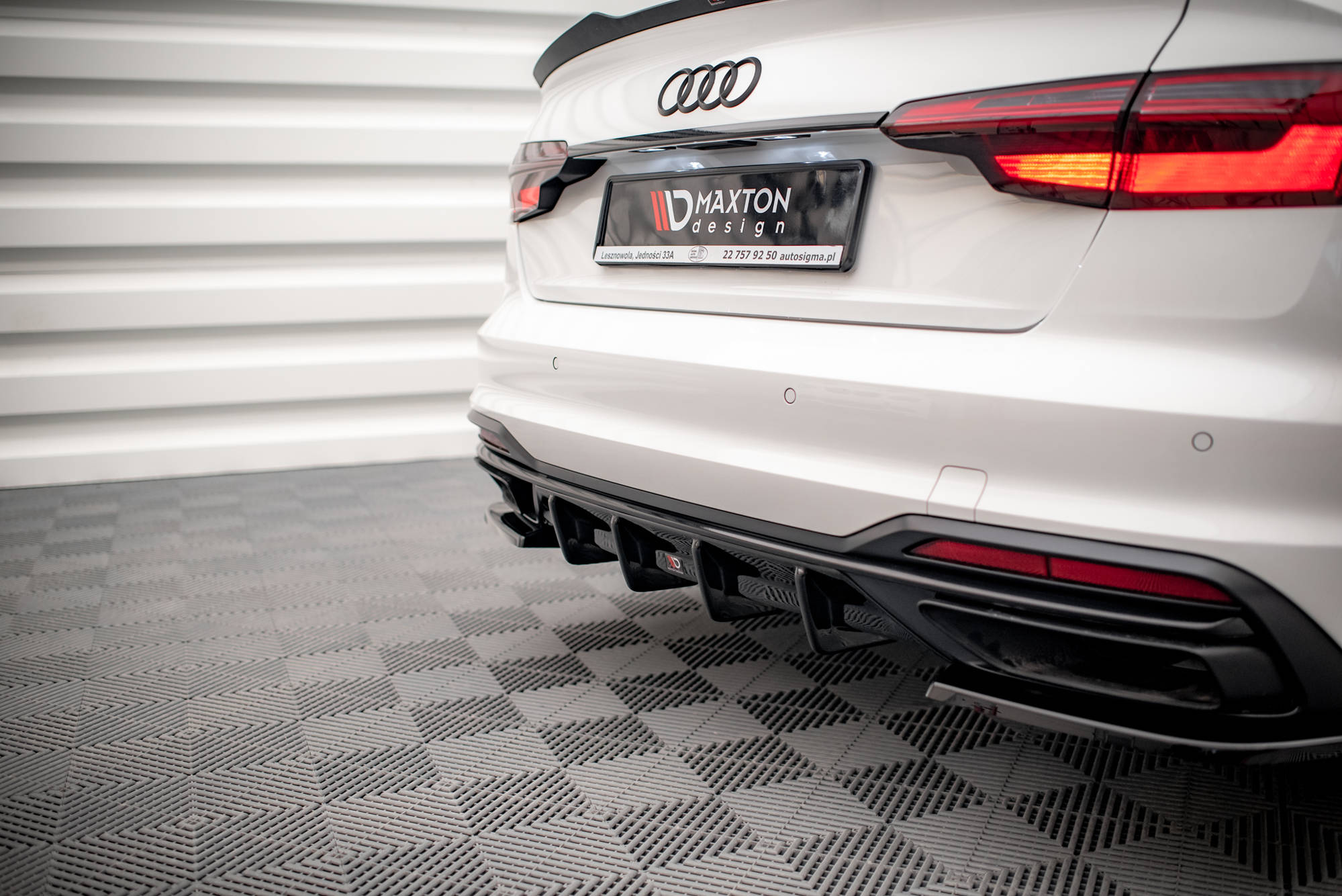 Diffusor Heck Ansatz für Audi A4 B9 Facelift