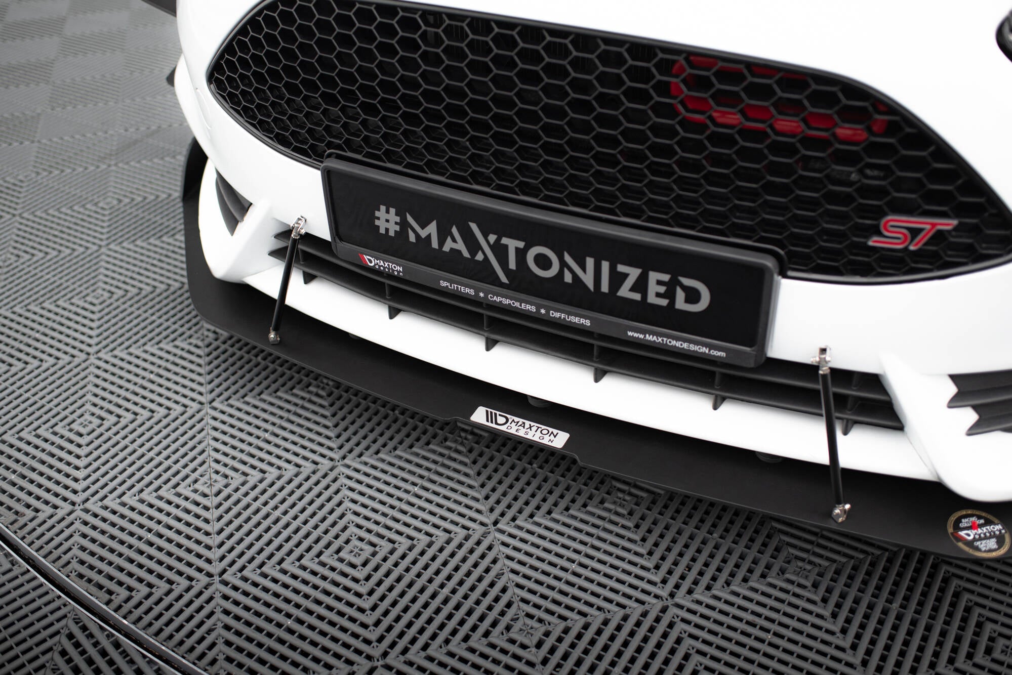 Front Sport Diffusor V2 für Ford Fiesta ST Mk7 FL