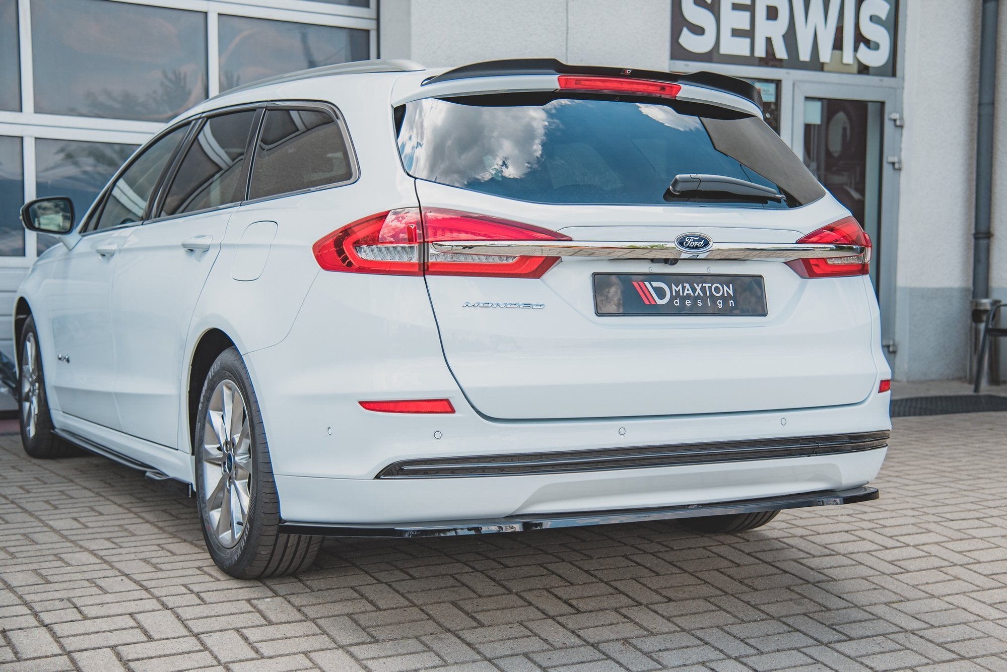 Spoiler für Ford Mondeo Kombi Mk5 Facelift