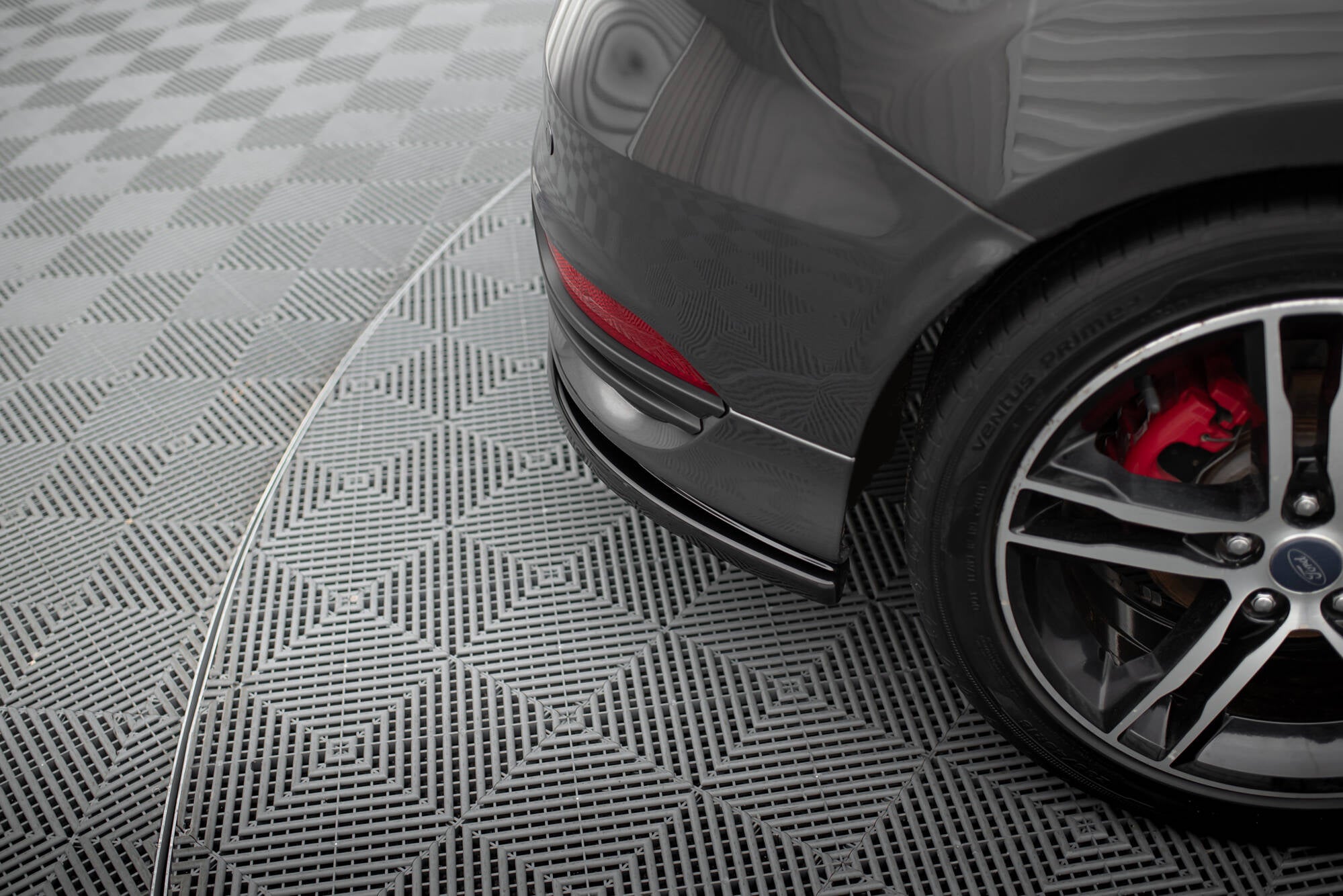 Heck Ansatz Flaps Diffusor für Ford Focus ST Mk3 FL