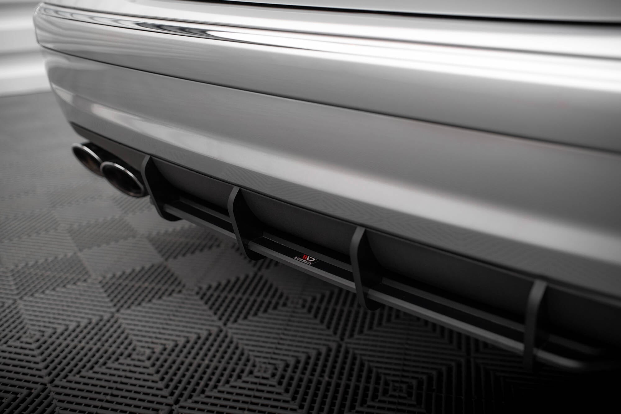 Street Pro Diffusor für Mercedes-Benz E 55 AMG W211