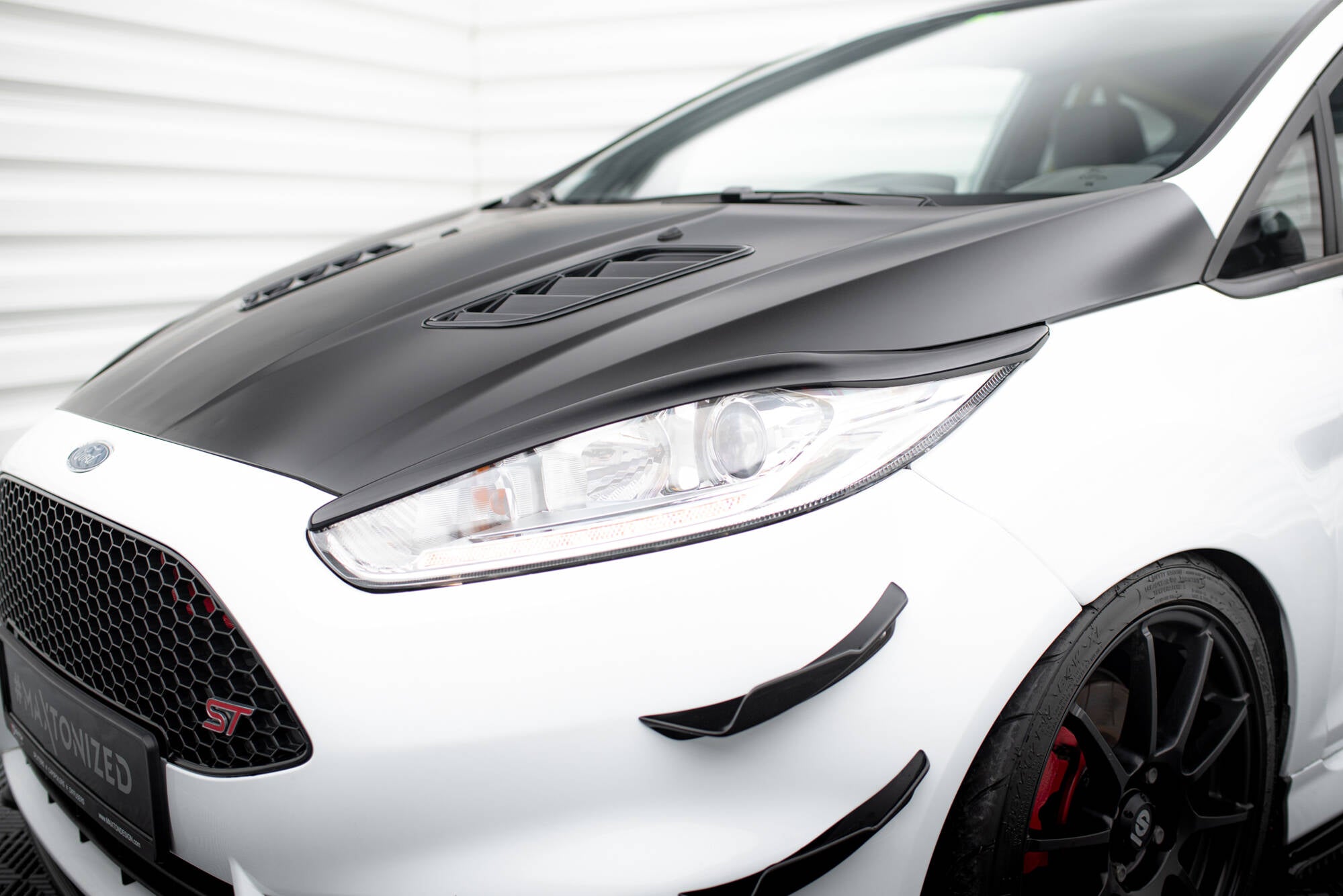 Scheinwerfer Blenden Böser Blick V.1 für Ford Fiesta ST / ST-Line / Standard Mk7 FL
