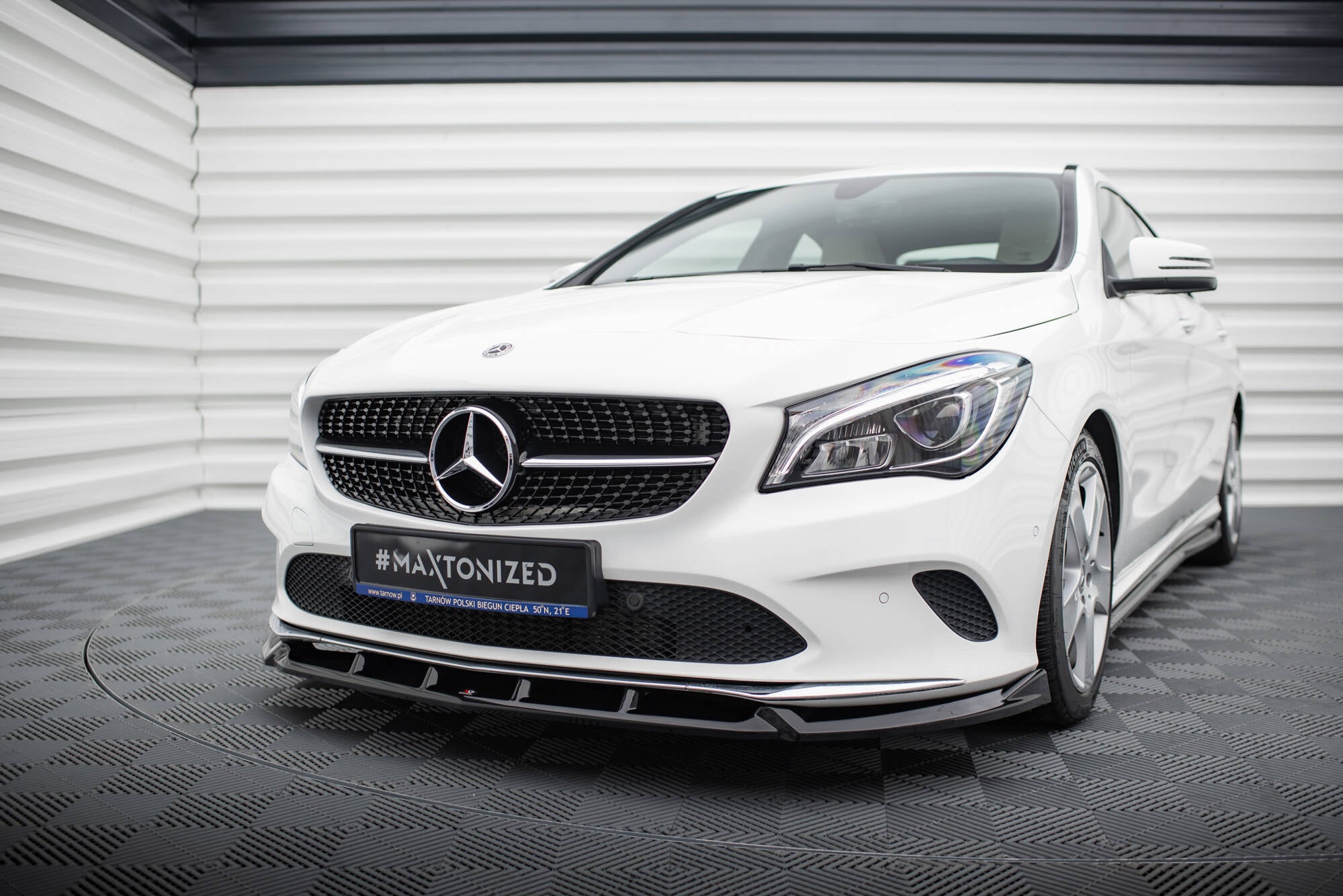 Frontlippe für Mercedes-Benz CLA C117 Facelift