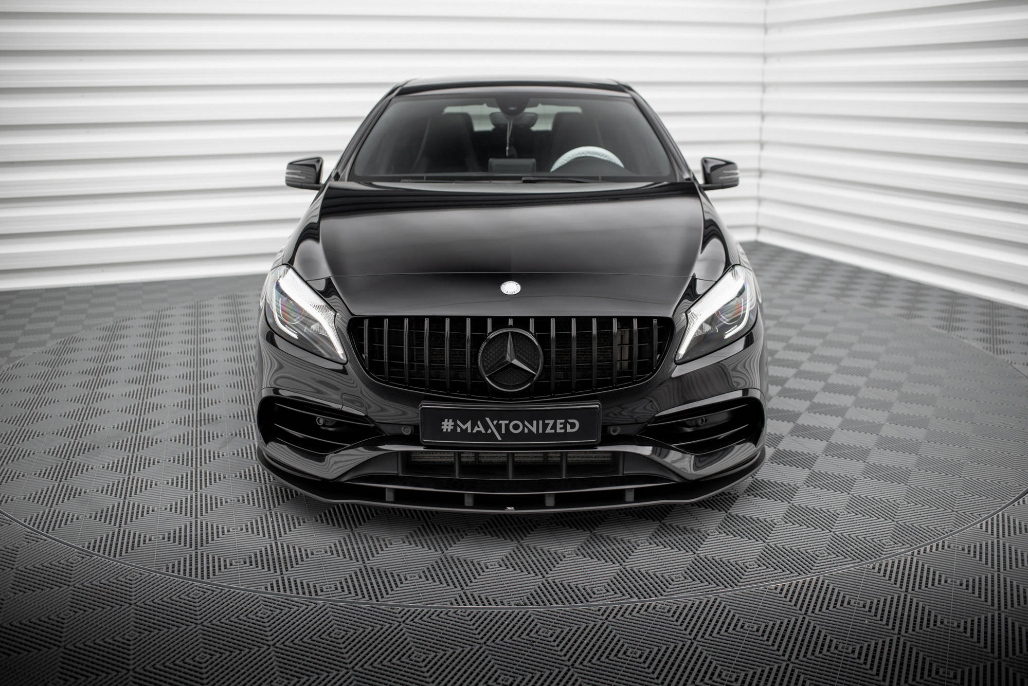 Street Pro Frontlippe für Mercedes-Benz A AMG-Line W176 Facelift