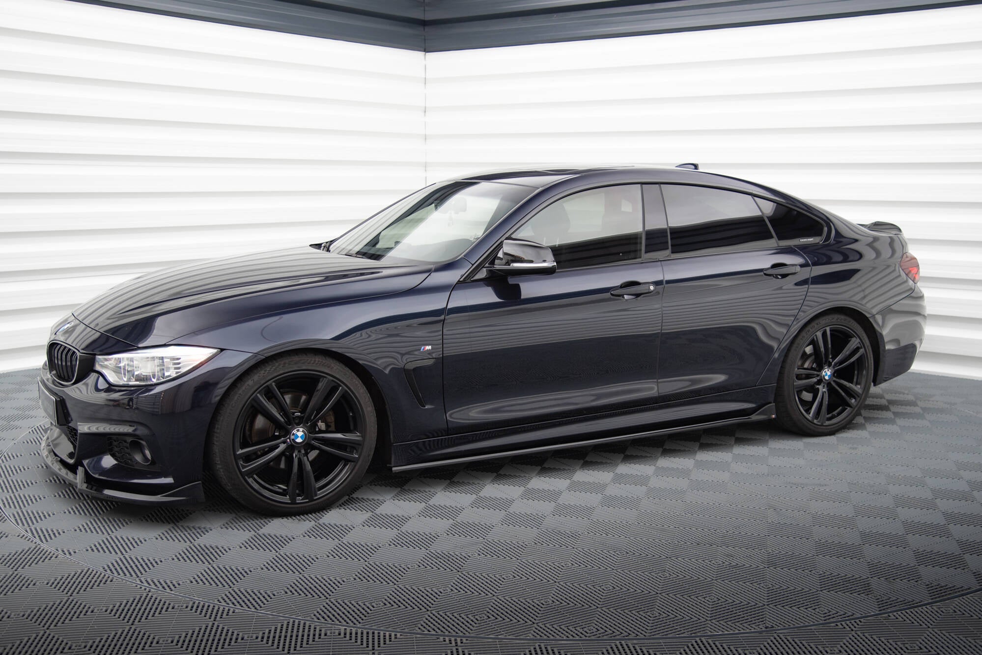 Seitenschweller V3 Ansatz für für BMW 4er Coupe / Gran Coupe / Cabrio M - Paket F32 / F36 / F33