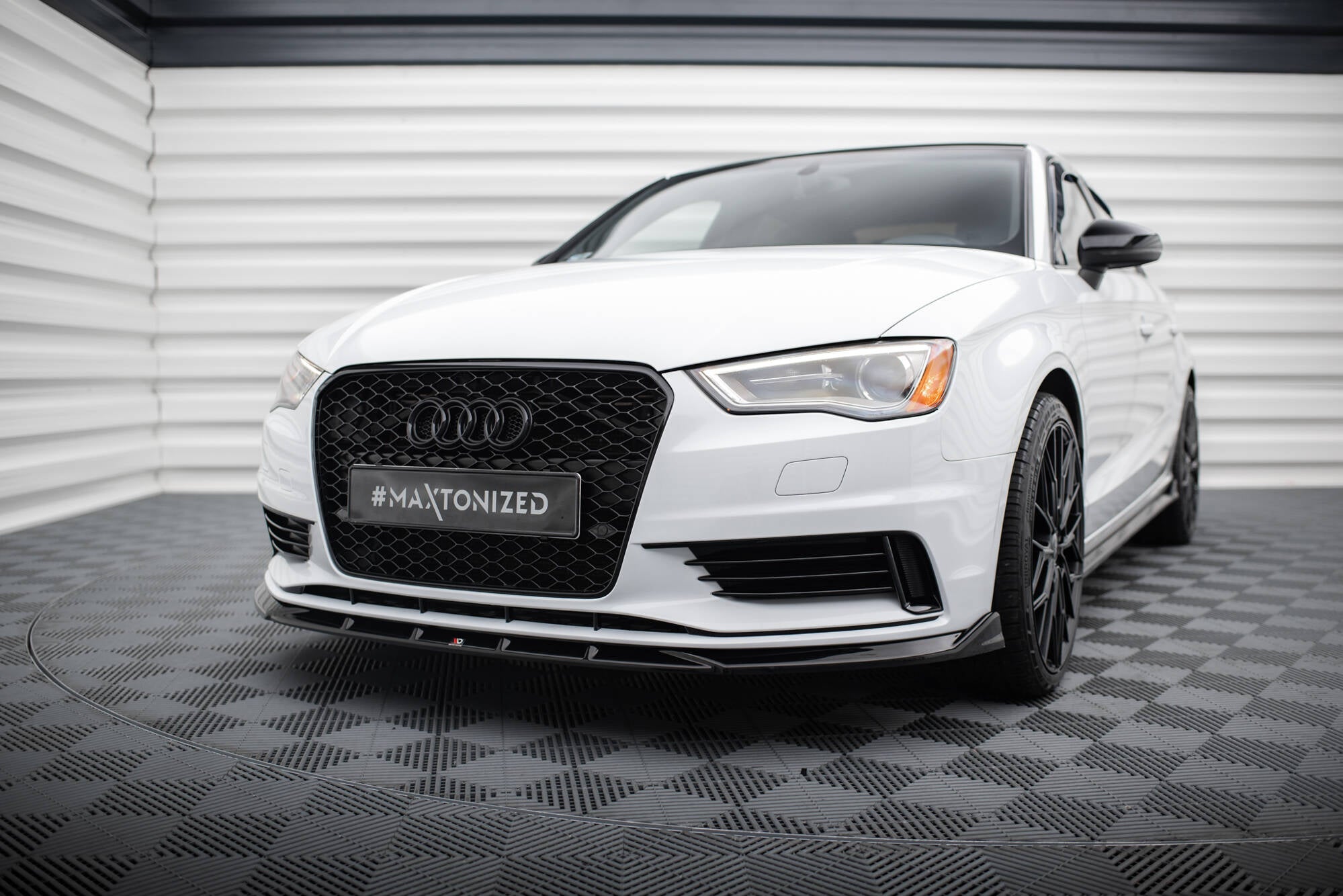 Frontlippe V1 für Audi A3 Limousine 8V
