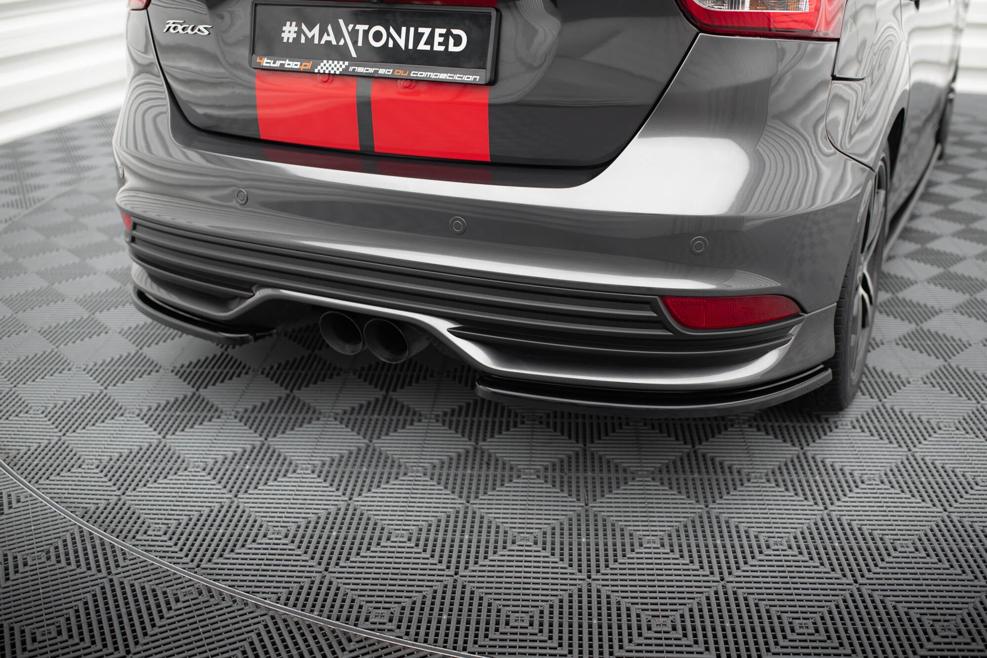 Heck Ansatz Flaps Diffusor für Ford Focus ST Mk3 FL