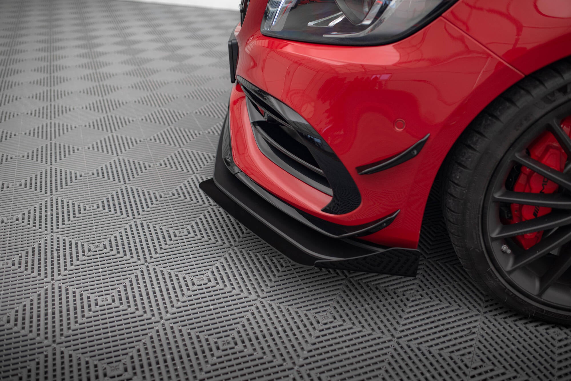 Street Pro Frontlippe für +Flaps für + Flaps Mercedes-Benz A 45 AMG Aero W176 Facelift