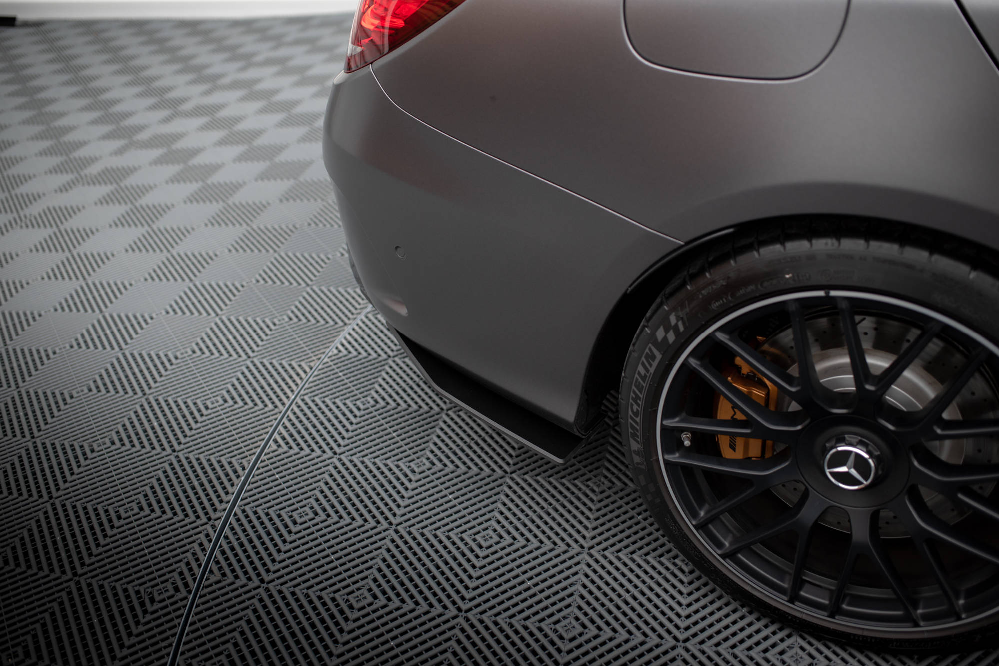 Street Pro Heck Ansatz Flaps Diffusor für Mercedes-AMG C63 Limousine / Kombi W205 Facelift