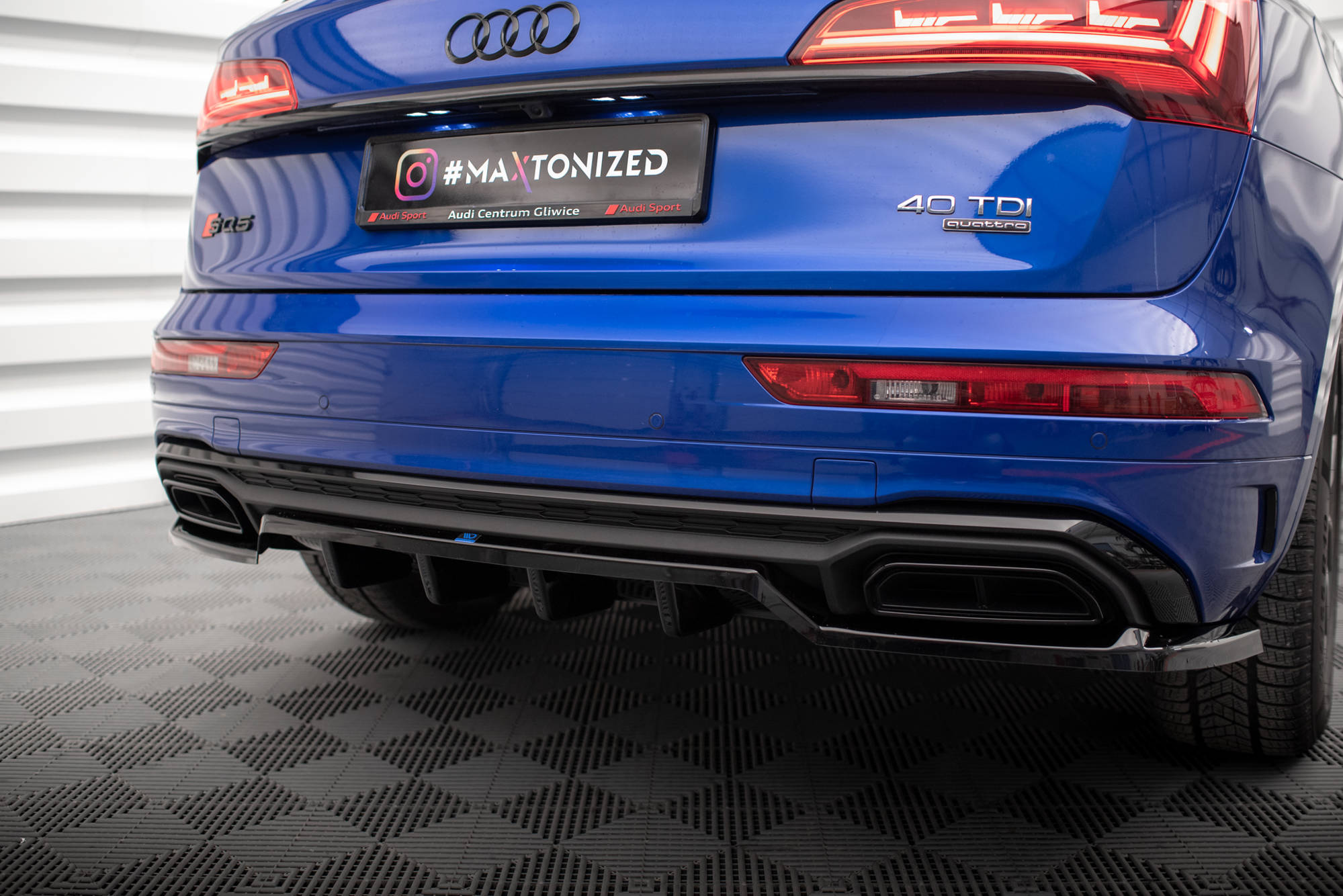 Mittlerer Cup Diffusor DTM Look Heck Ansatz für Audi Q5 S-Line SUV Mk2 Facelift