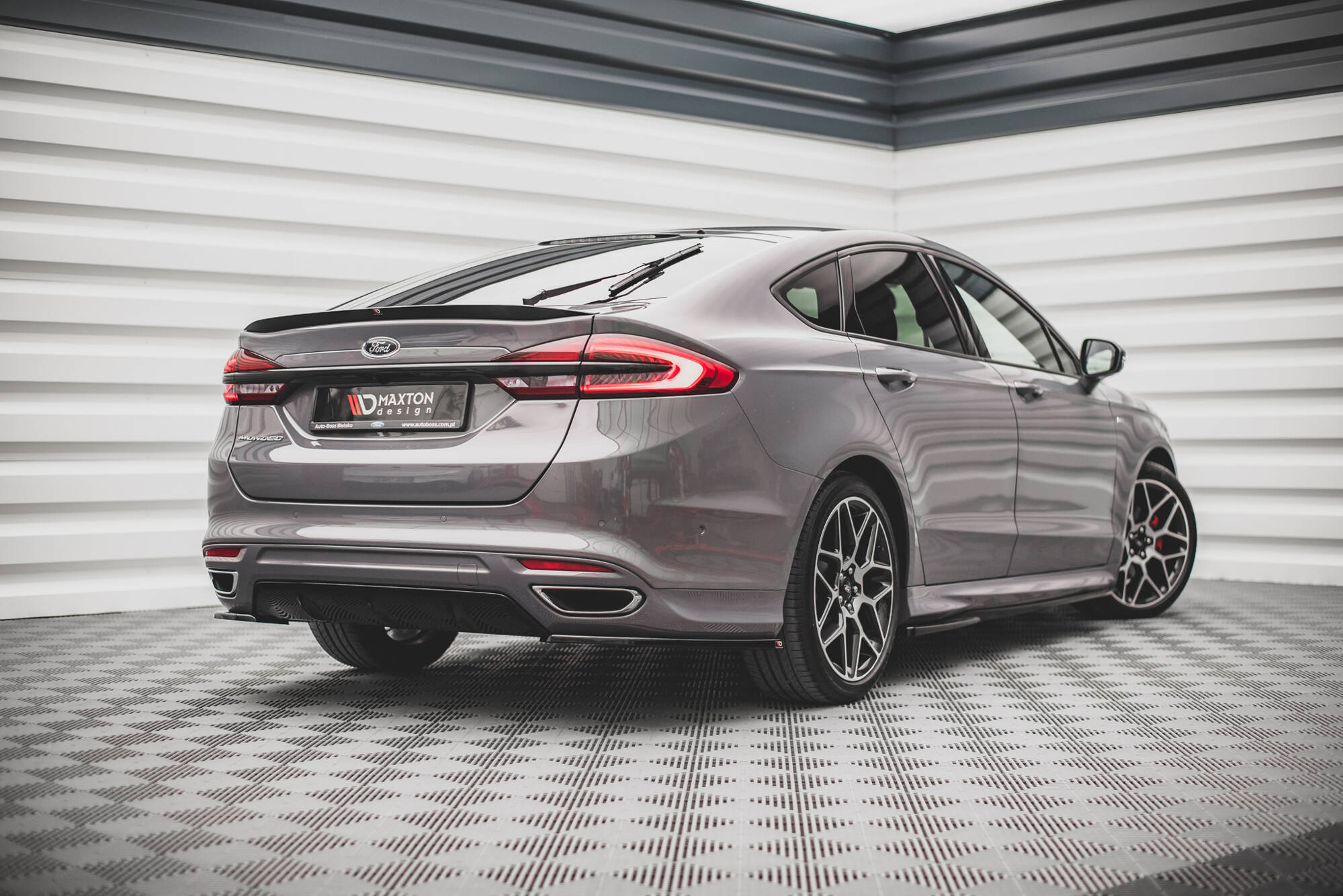 Spoiler für Ford Mondeo Liftback Mk5