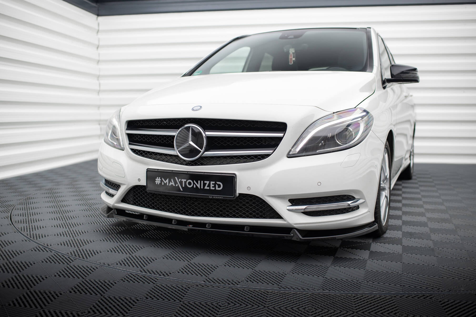Frontlippe für Mercedes-Benz B W246