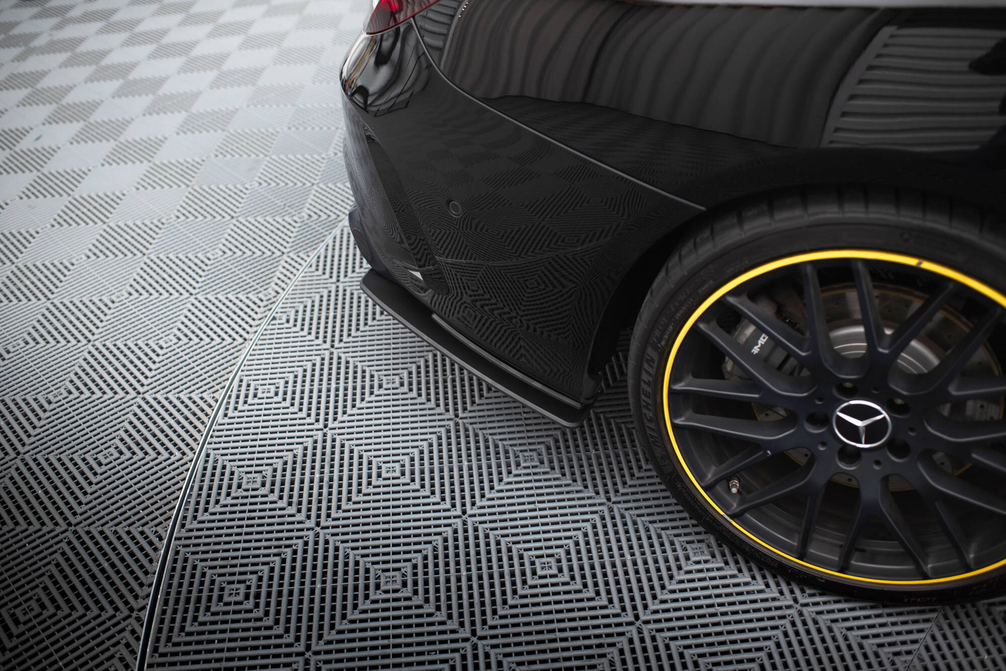 Street Pro Heck Ansatz Flaps Diffusor für Mercedes-AMG CLA 45 C117 Facelift