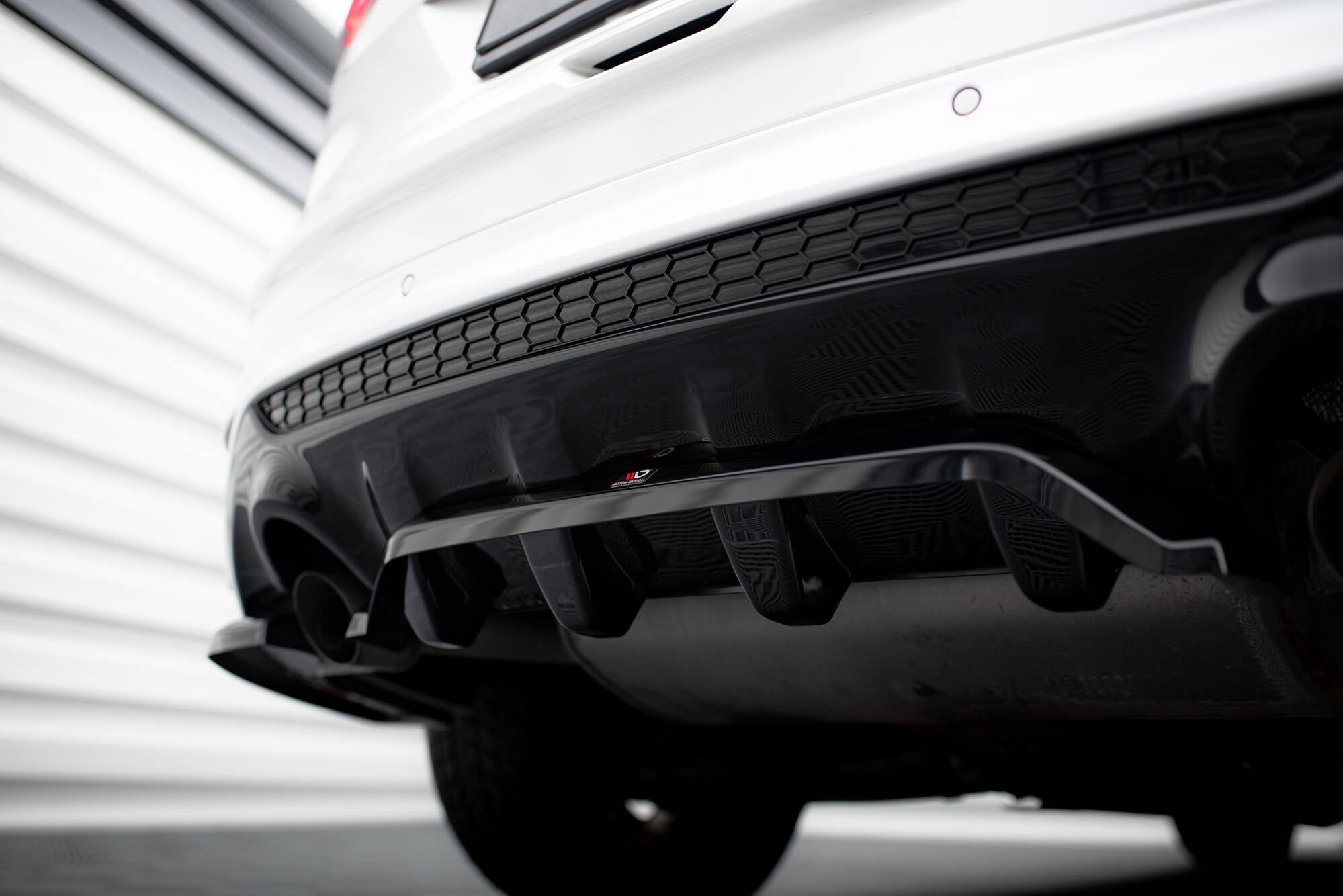 Mittlerer Cup Diffusor DTM Look Heck Ansatz für Ford Kuga ST-Line Mk2 Facelift