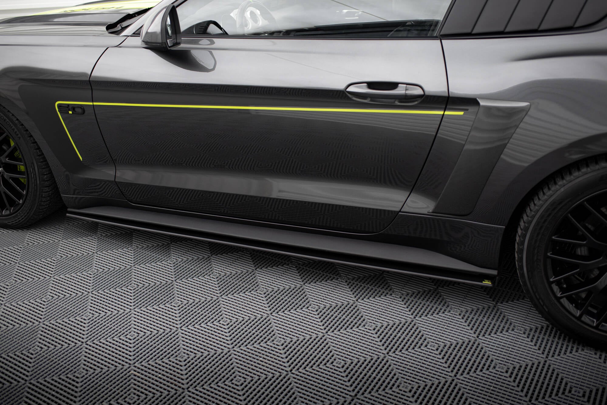 Street Pro Seitenschweller Ansatz für Ford Mustang GT Mk6