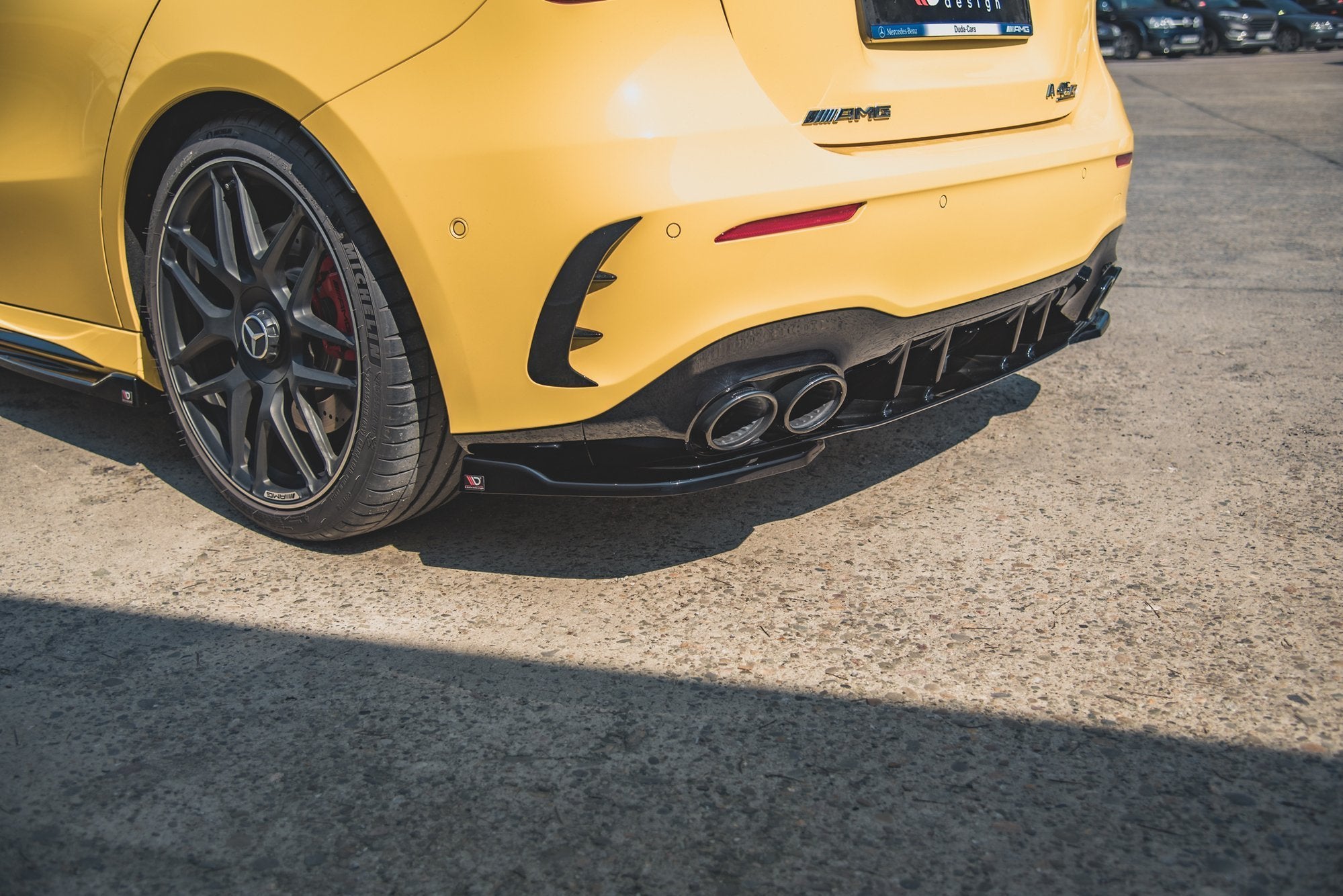 Heck Ansatz Flaps Diffusor für Mercedes-AMG A 45 S Aero Pack W177