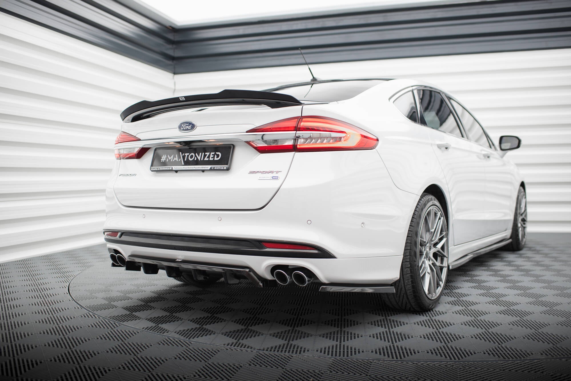 Mittlerer Cup Diffusor DTM Look Heck Ansatz für Ford Mondeo Sport Mk5 Facelift / Fusion Sport Mk2 Facelift