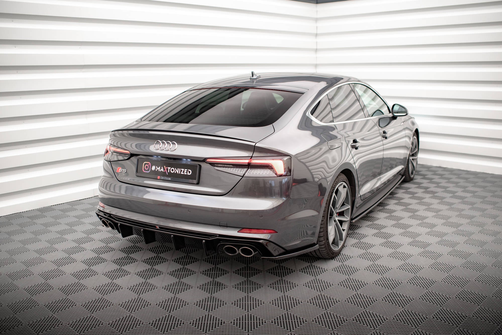 Flaps Heckansatz Flaps Heckansatz für Audi S5 Coupe / Sportback F5