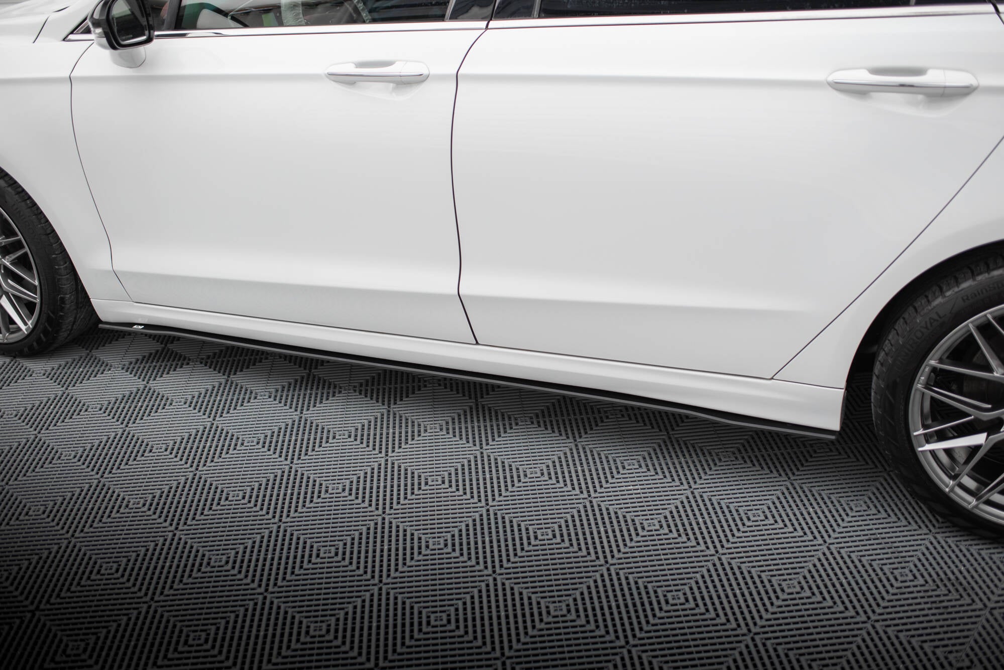 Street Pro Seitenschweller Ansatz für Ford Mondeo Sport Mk5 Facelift / Fusion Sport Mk2 Facelift