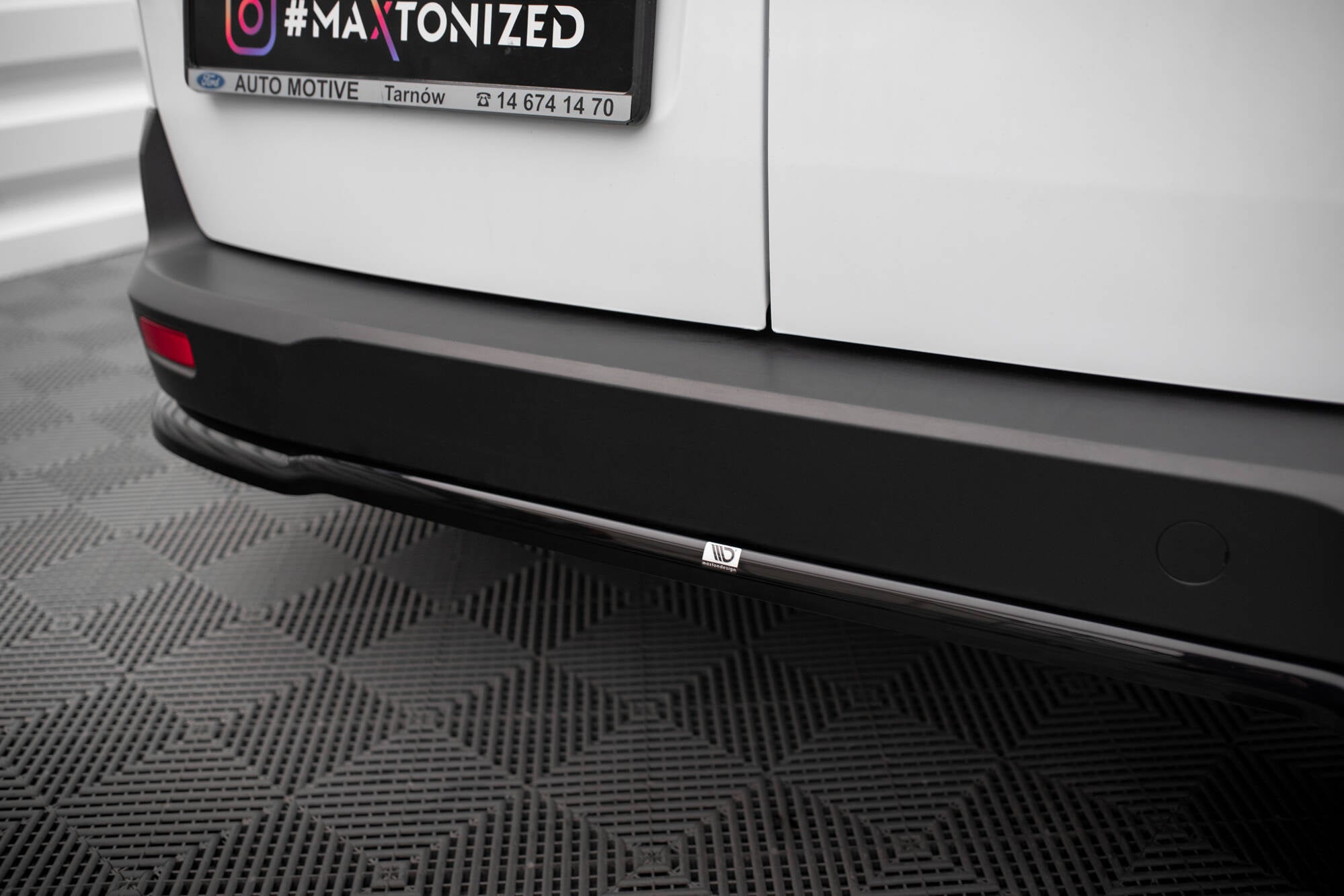 Diffusor für Ford Transit Connect Mk2 Facelift
