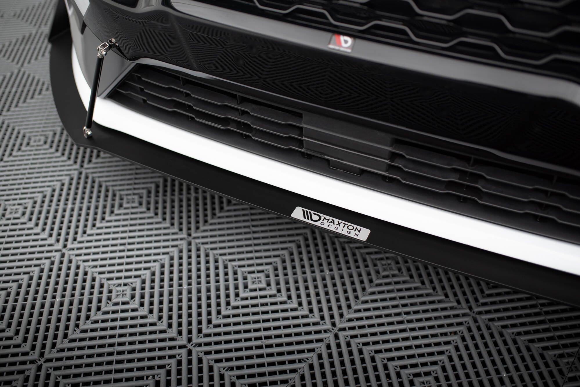 Front Sport Diffusor V1 für Ford Fiesta Mk8 ST / ST-Line