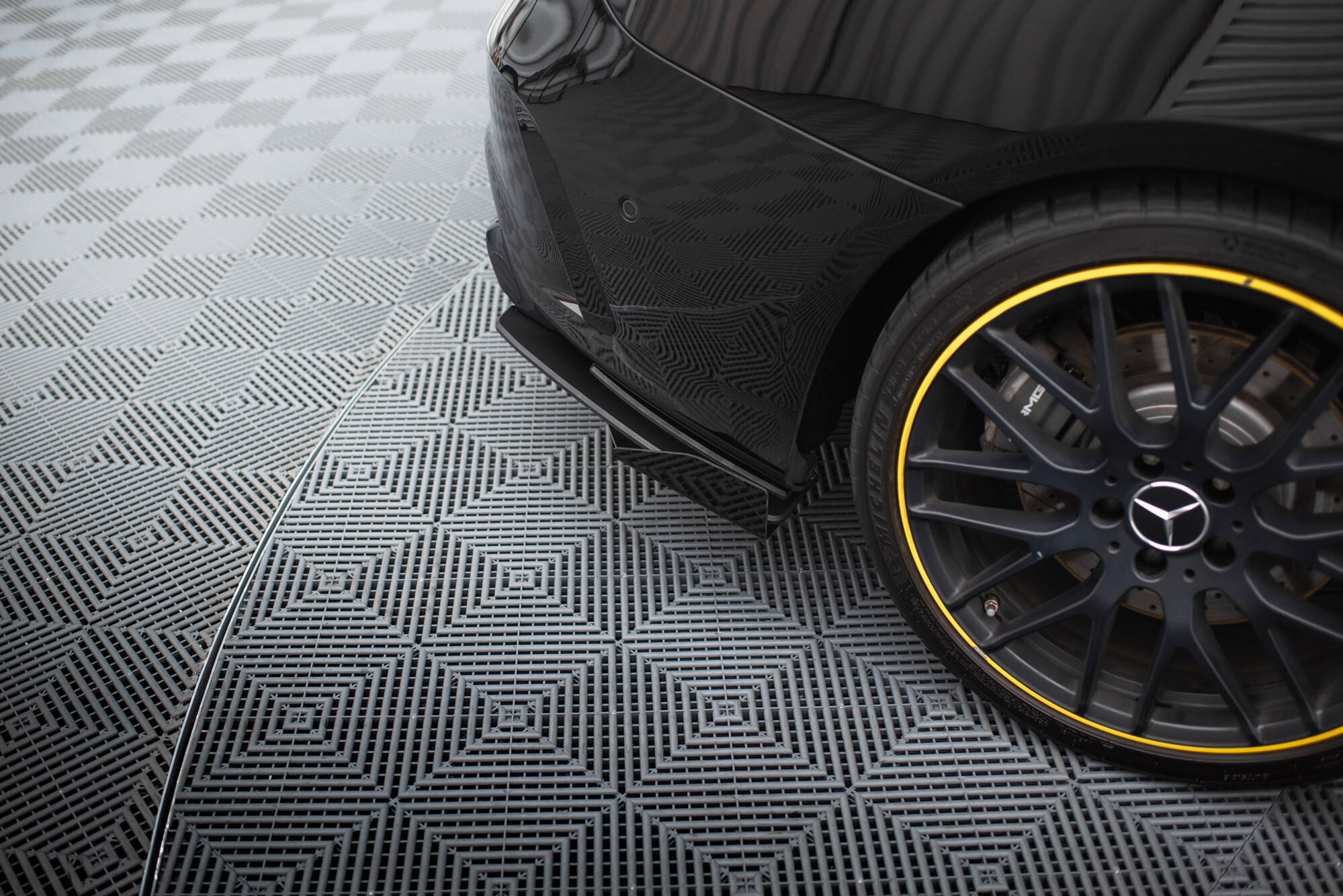 Street Pro Heck Ansatz Flaps Diffusor +Flaps für Mercedes-AMG CLA 45 C117 Facelift