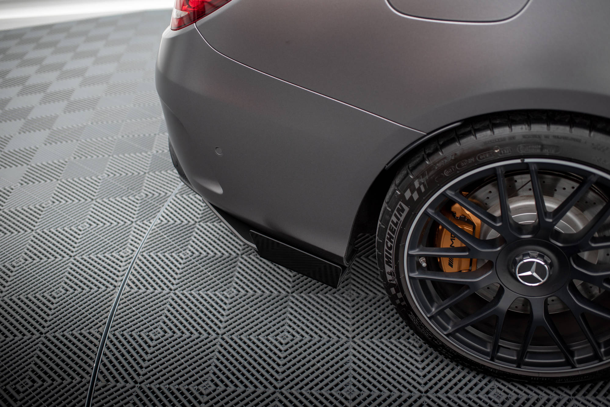 Street Pro Heck Ansatz Flaps Diffusor + Flaps für Mercedes-AMG C63 Limousine / Kombi W205 Facelift