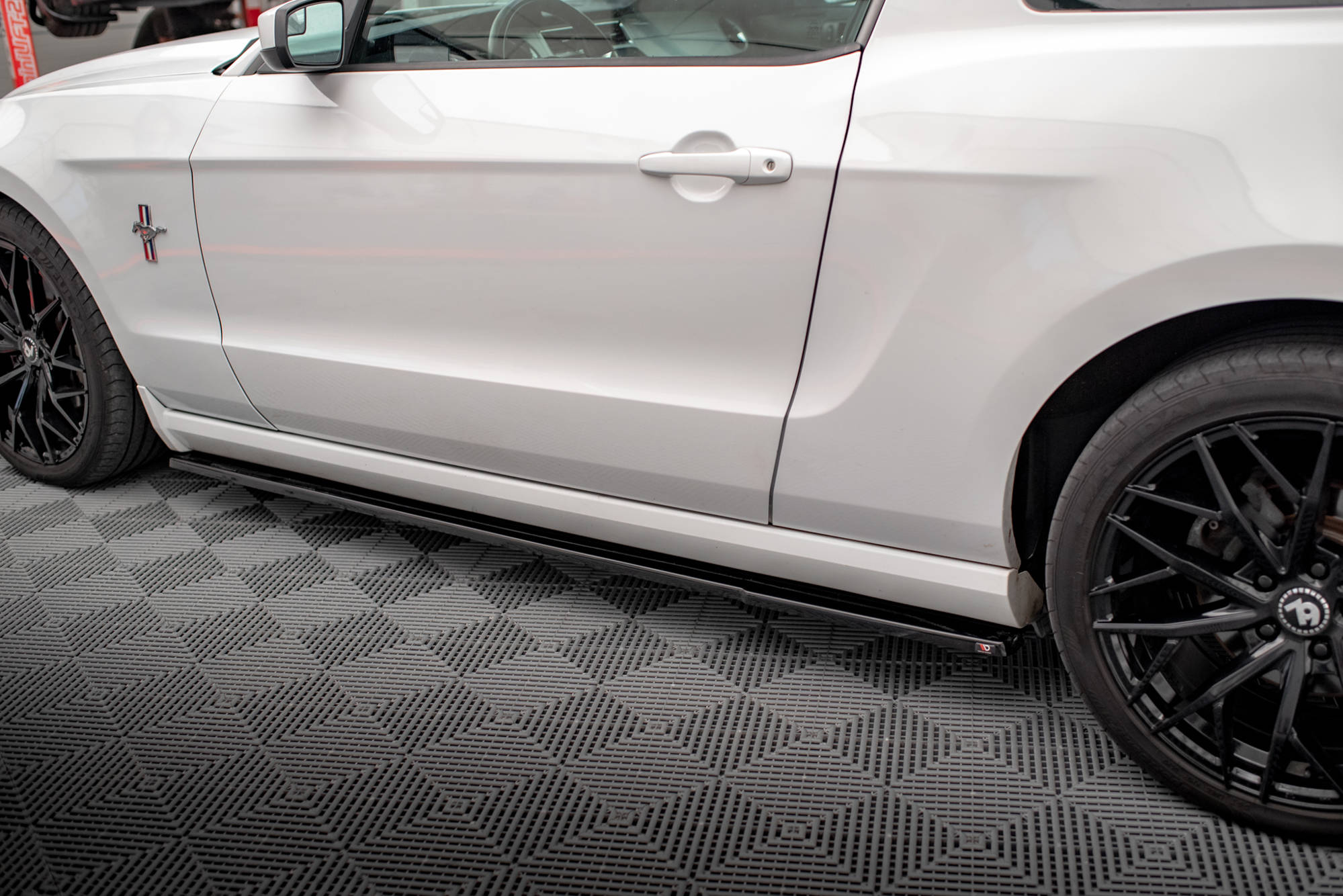 Seitenschweller Ansatz für Ford Mustang Mk5 Facelift