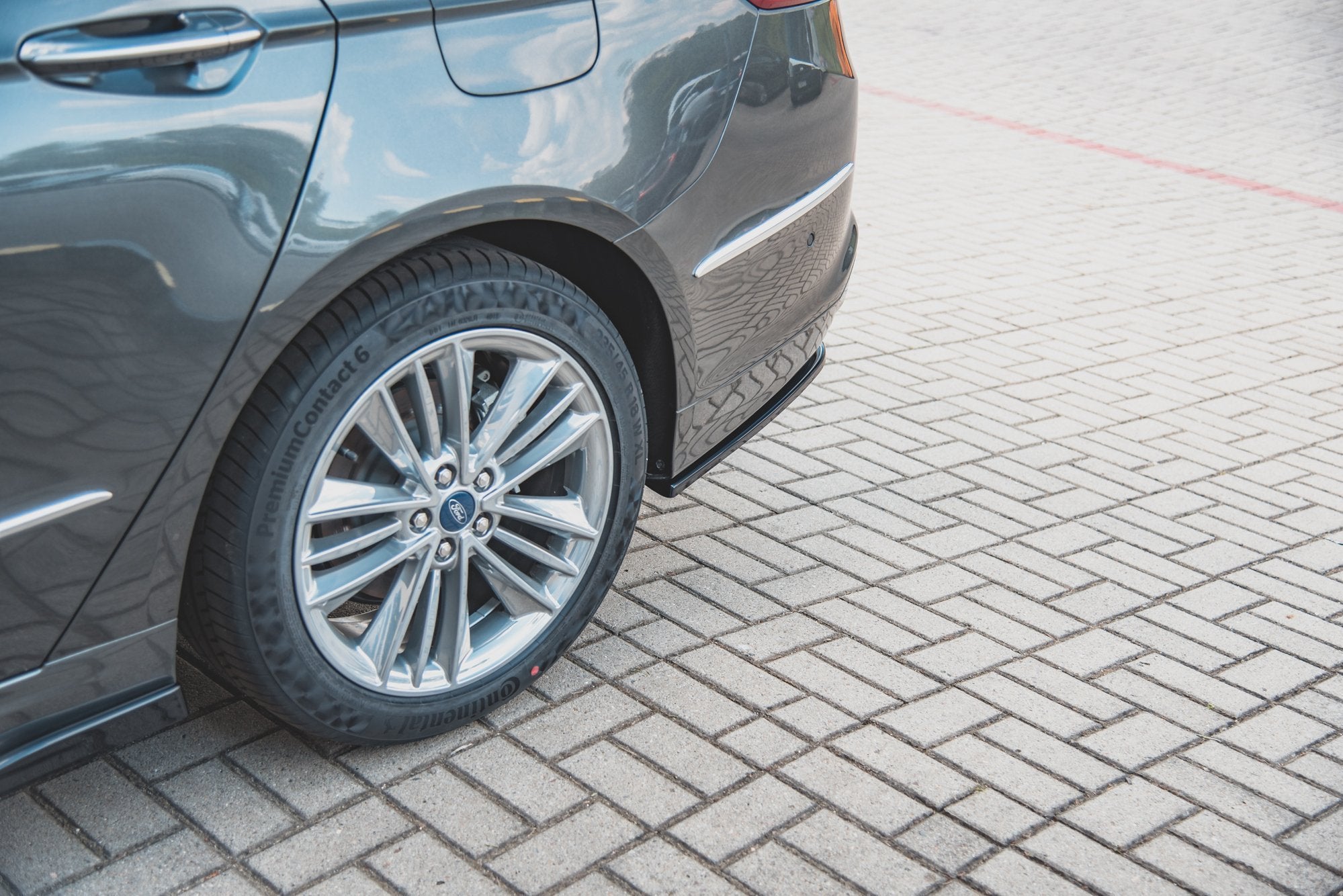 Heck Ansatz Flaps Diffusor für Ford Mondeo Vignale Mk5 Facelift