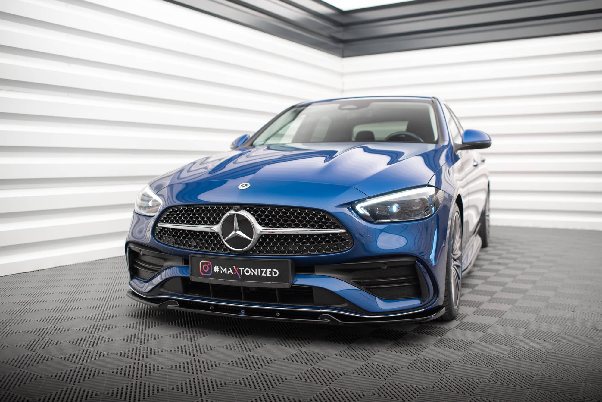 Frontlippe V1 für Mercedes-Benz C AMG-Line / 43 AMG W206