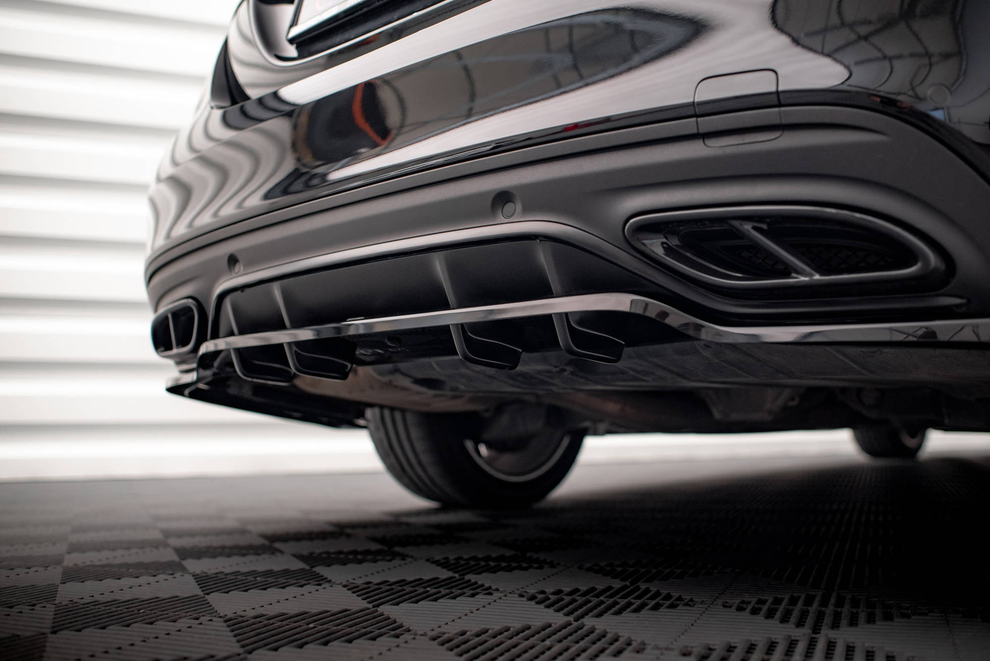 Mittlerer Cup Diffusor DTM Look Heck Ansatz für Mercedes-Benz C AMG-Line W205 Facelift