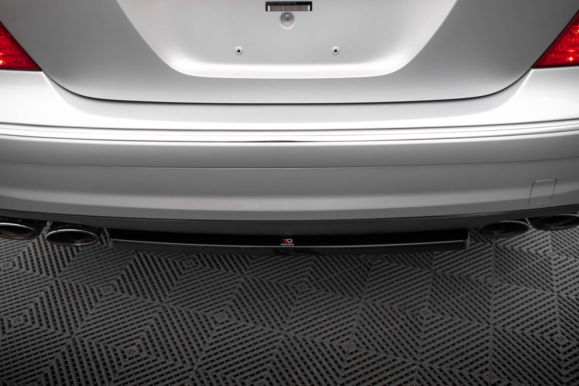 Diffusor für Mercedes-Benz E 55 AMG W211