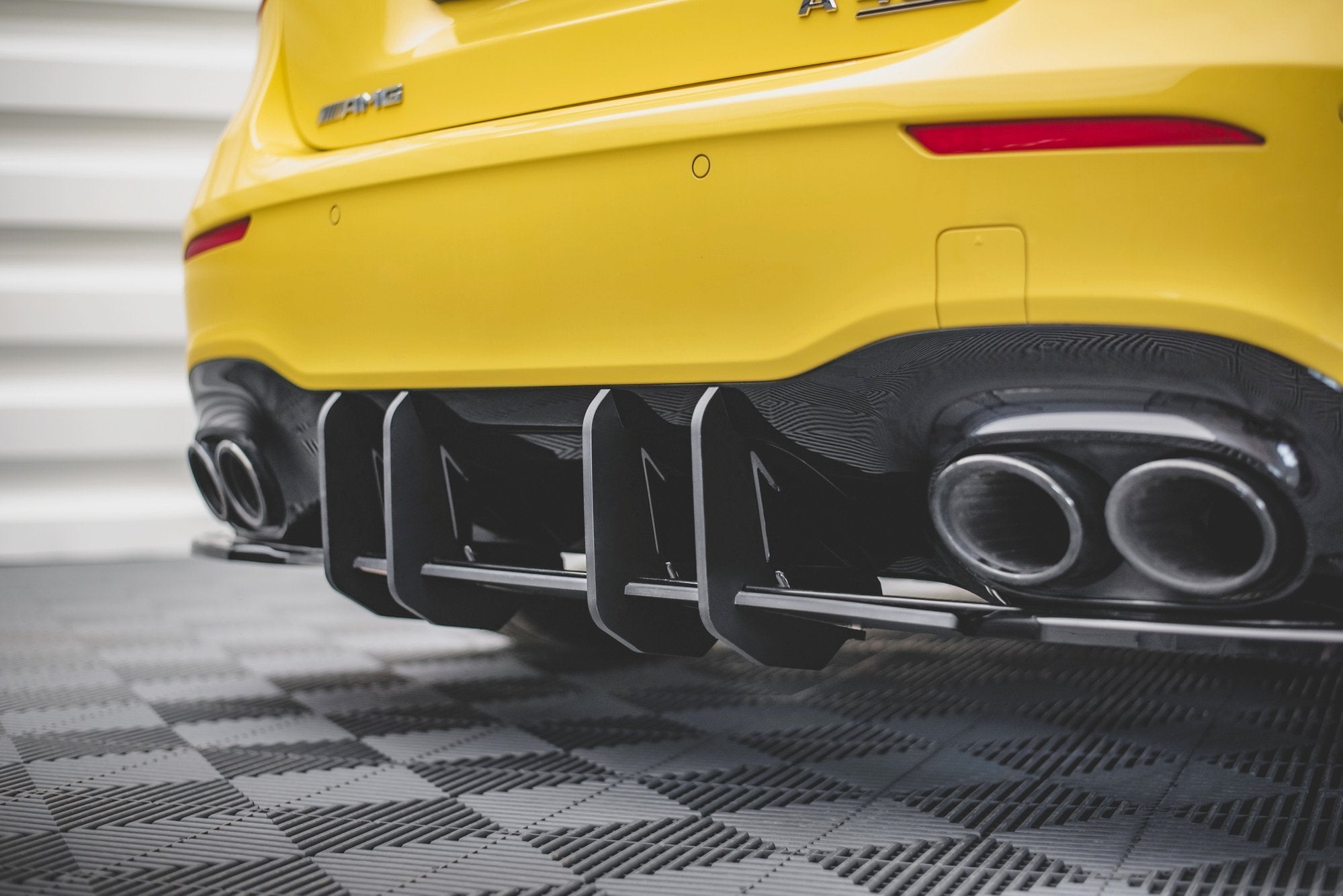 Street Pro Pro Diffusor für Mercedes-AMG A45 S Aero Pack W177