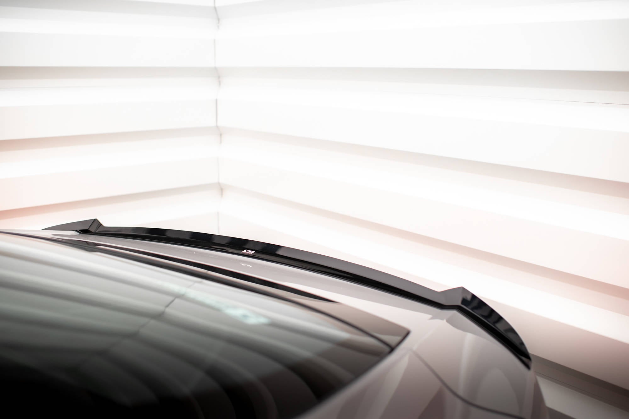 Spoiler CAP für Hyundai Elantra Mk7
