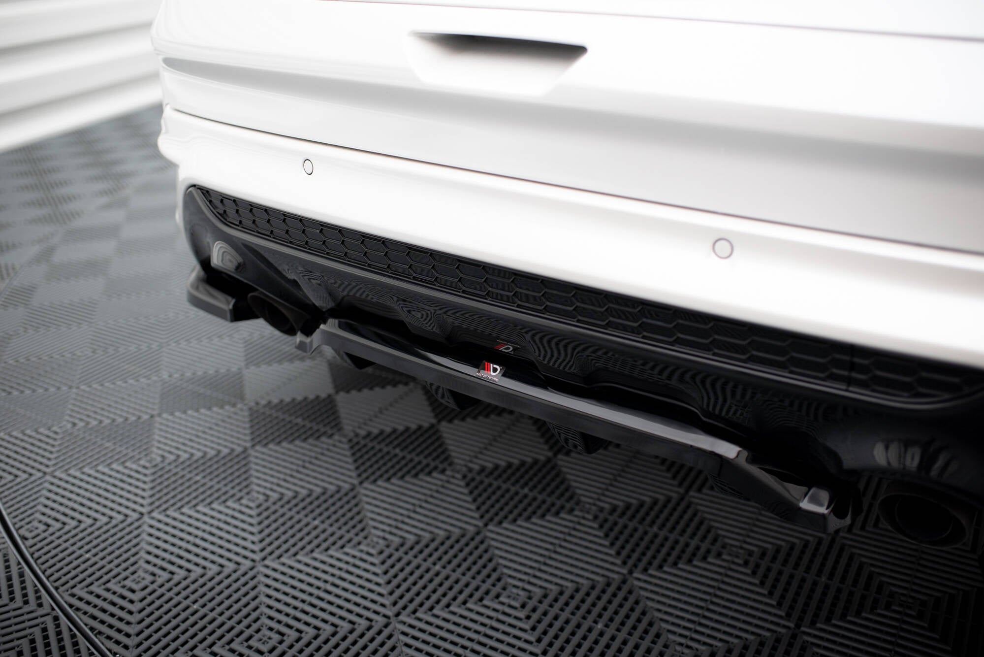 Mittlerer Cup Diffusor DTM Look Heck Ansatz für Ford Kuga ST-Line Mk2 Facelift