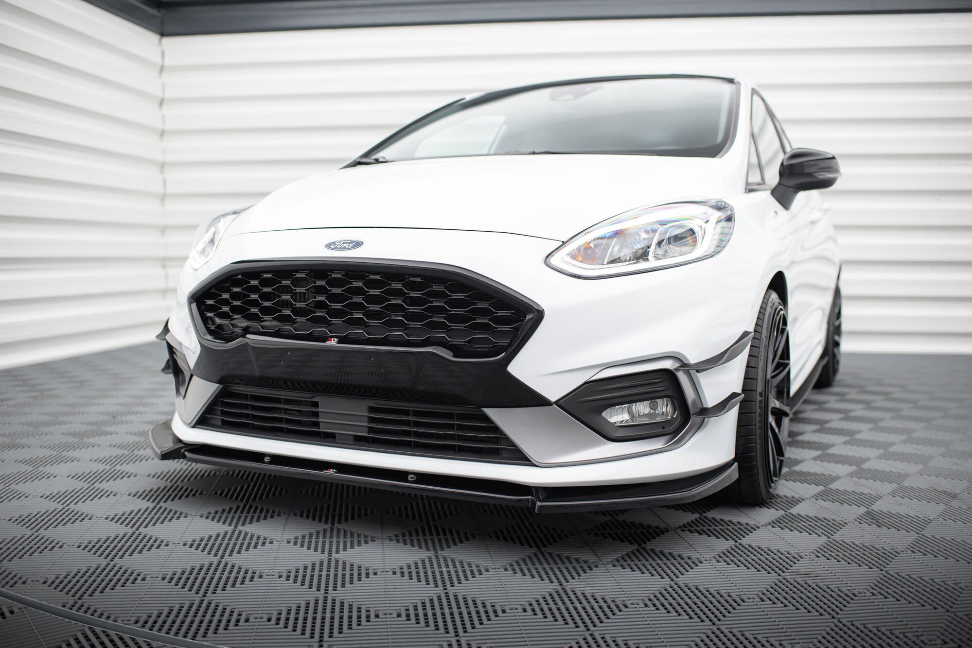 Frontlippe V7 für Ford Fiesta Mk8 ST / ST-Line