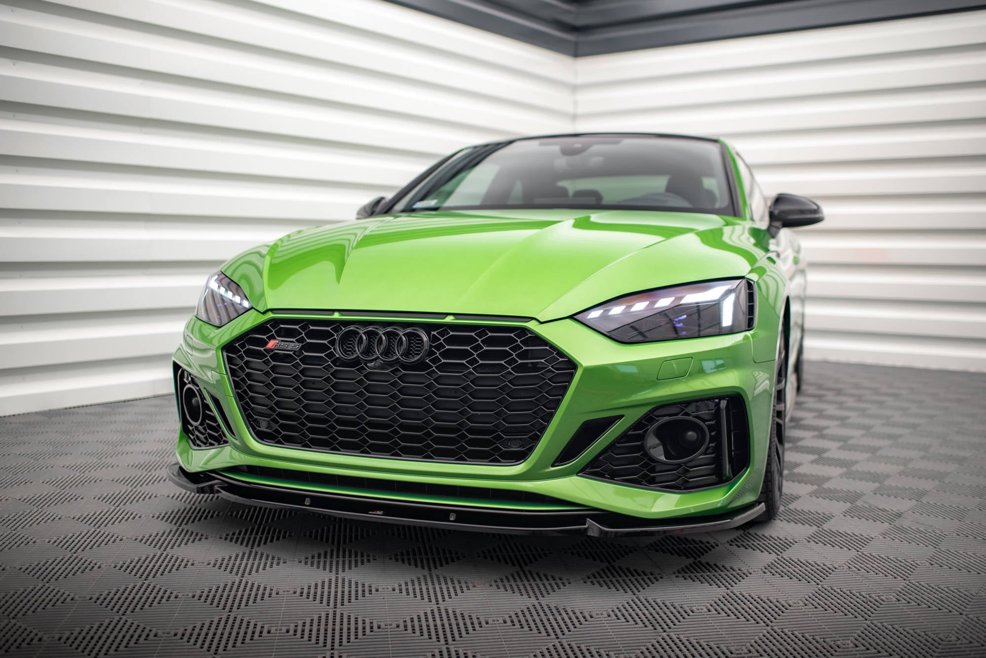 Frontlippe V2 für Audi RS5 F5 Facelift