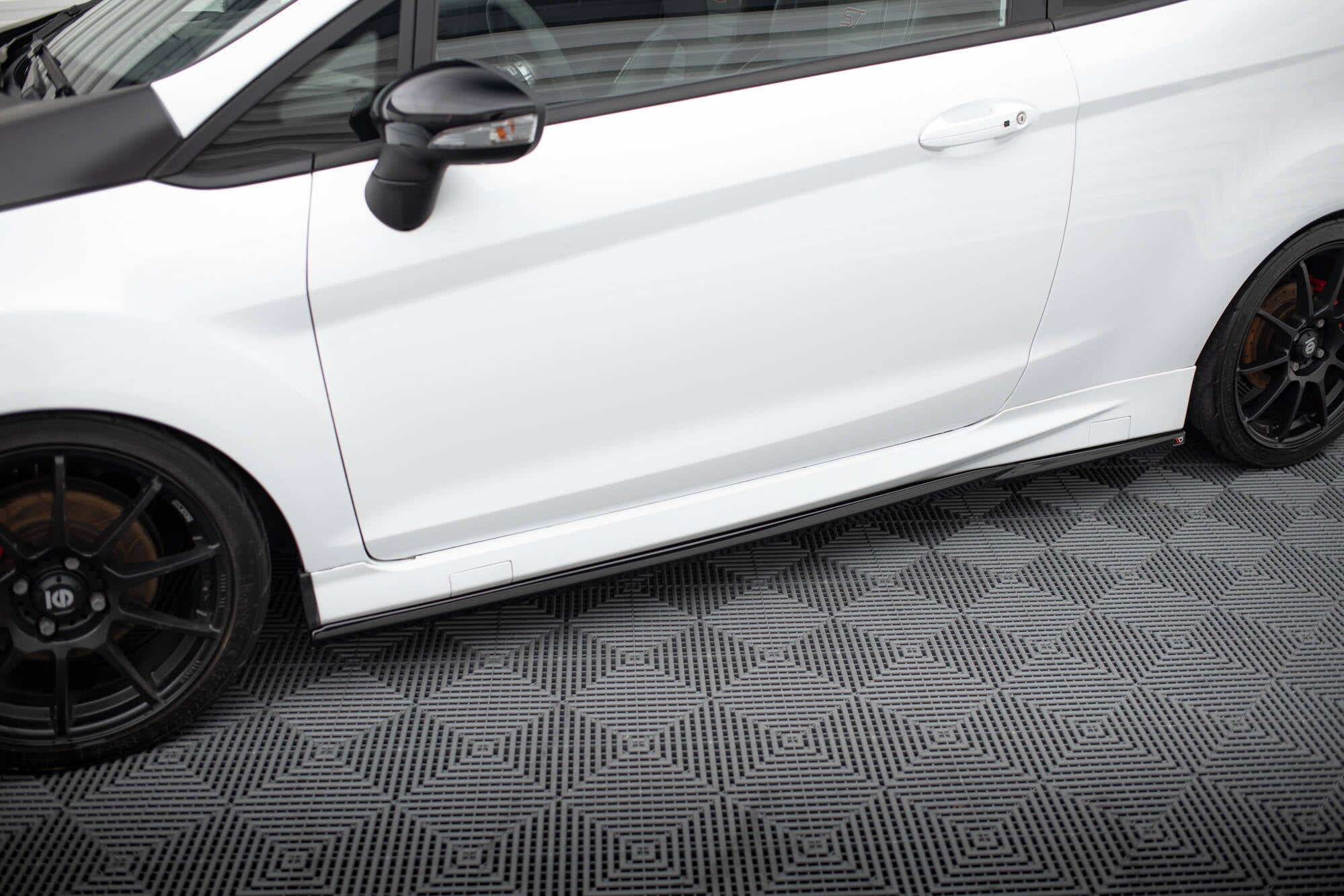 Seitenschweller V4 Ansatz für Ford Fiesta ST / ST-Line Mk7