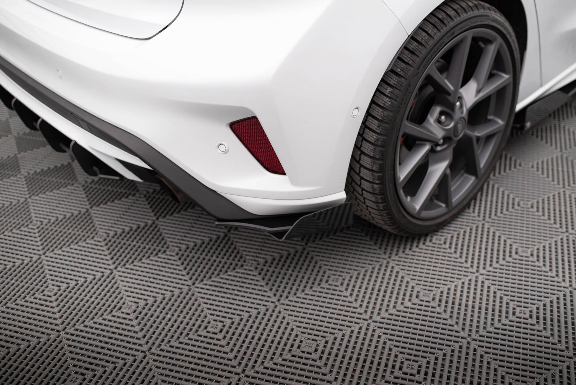 Street Pro Heck Ansatz Flaps Diffusor + Flaps für Ford Focus ST Mk4