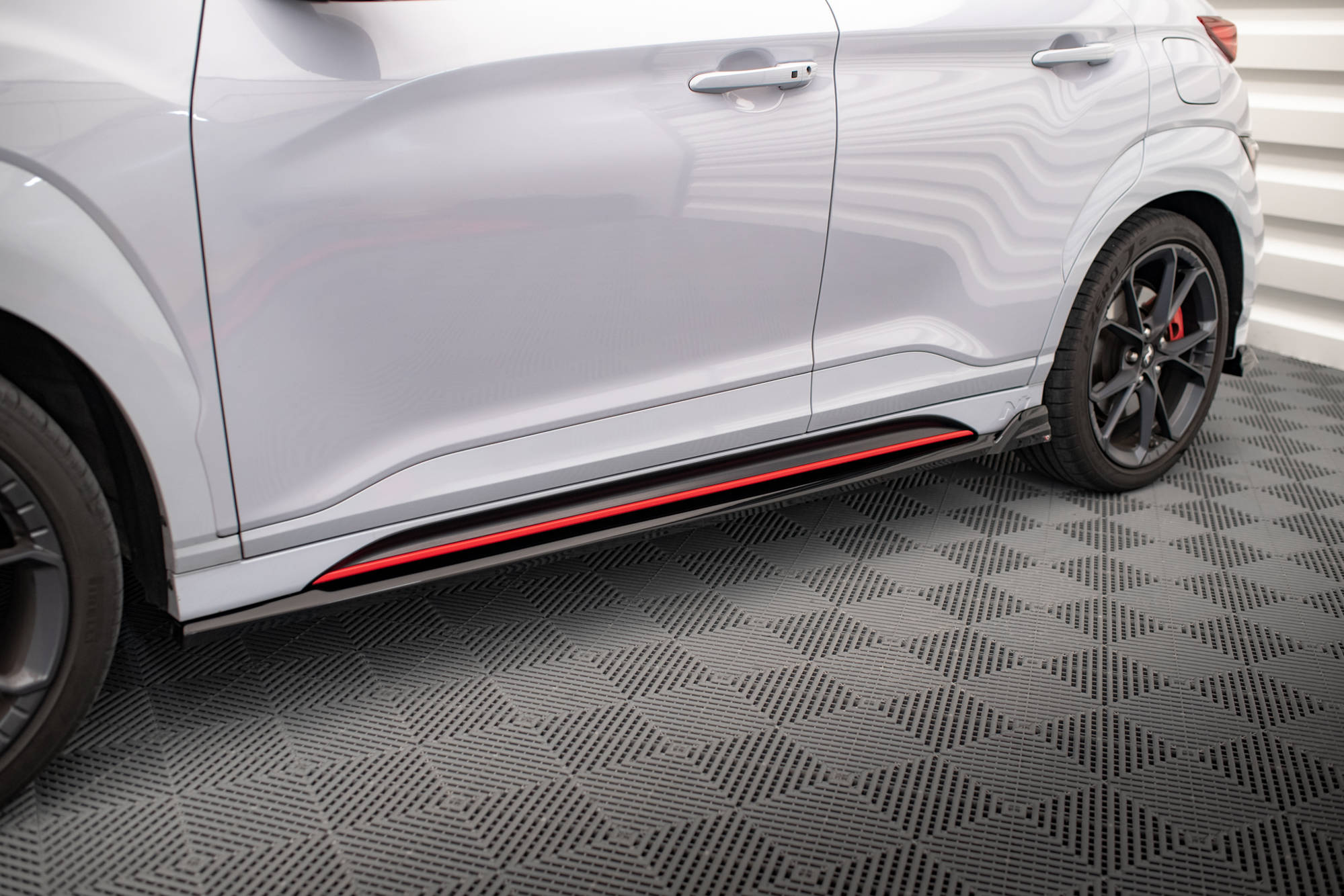 Seitenschweller V2 Ansatz für Hyundai Kona N Mk1