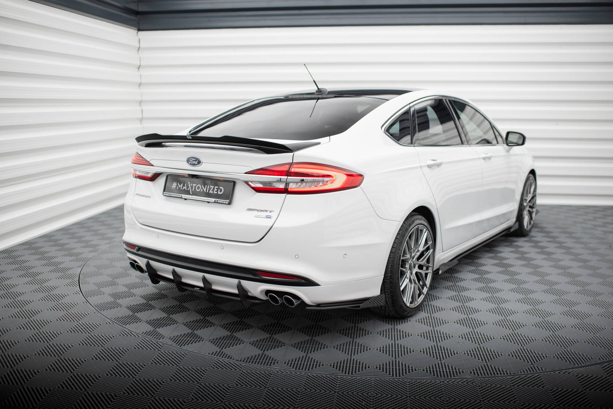 Street Pro Heck Ansatz Flaps Diffusor +Flaps für Ford Mondeo Sport Mk5 Facelift / Fusion Sport Mk2 Facelift